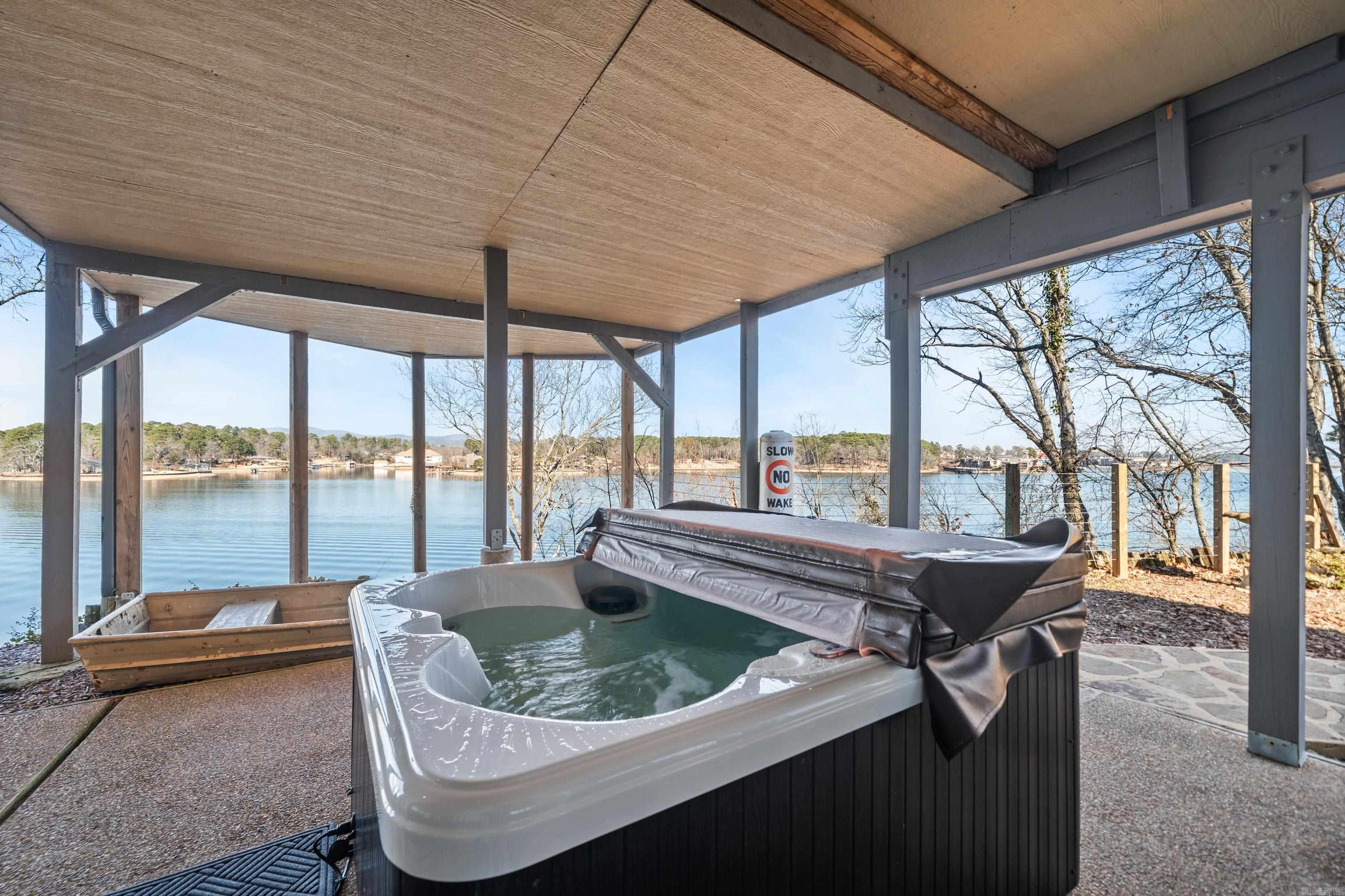 TANGLEWOOD - Residential