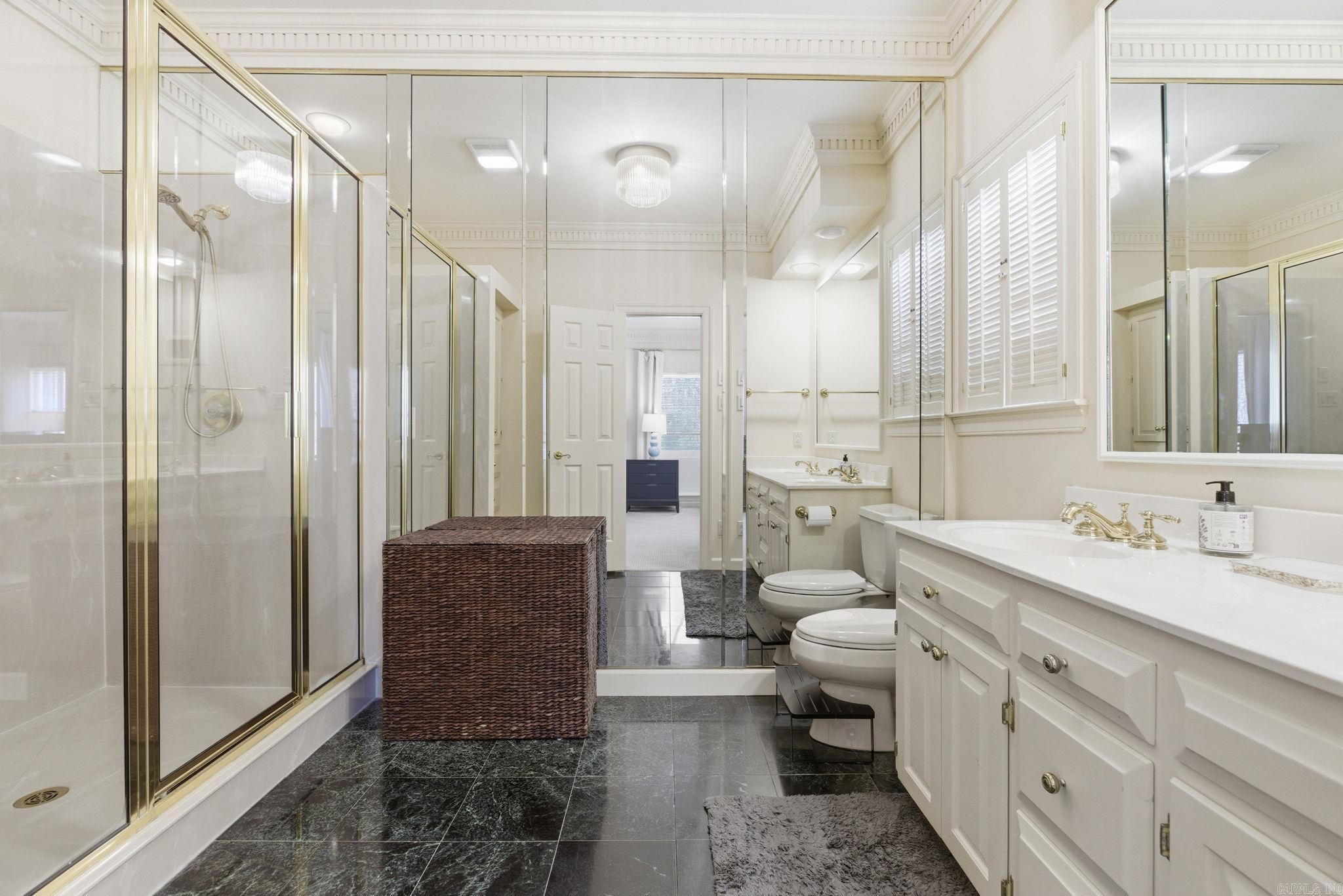 CHELSEA SQUARE - Residential