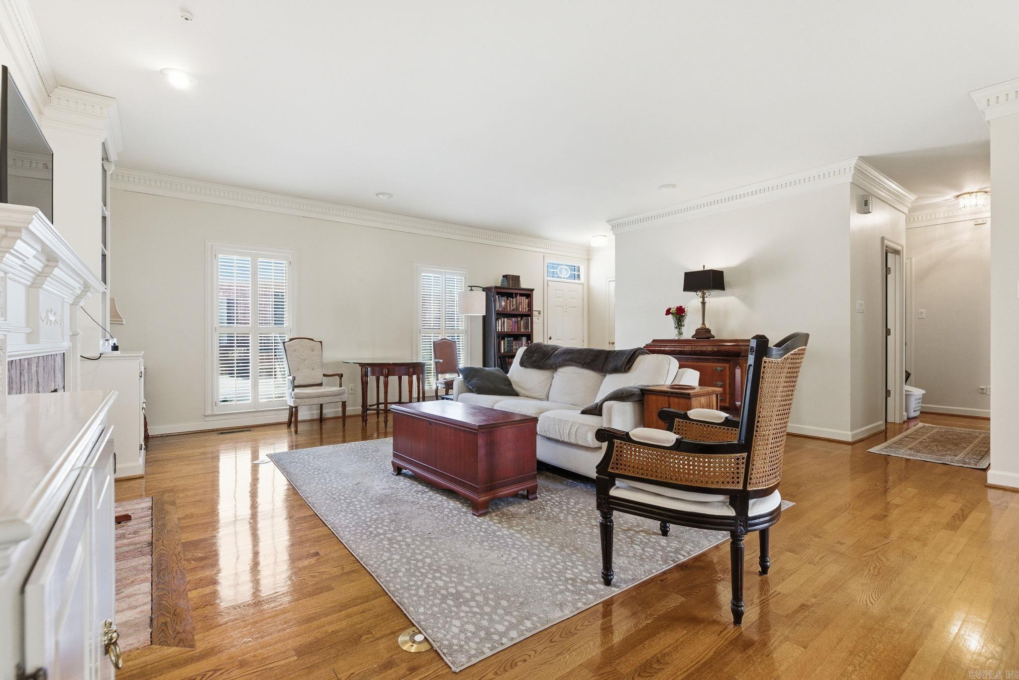 CHELSEA SQUARE - Residential