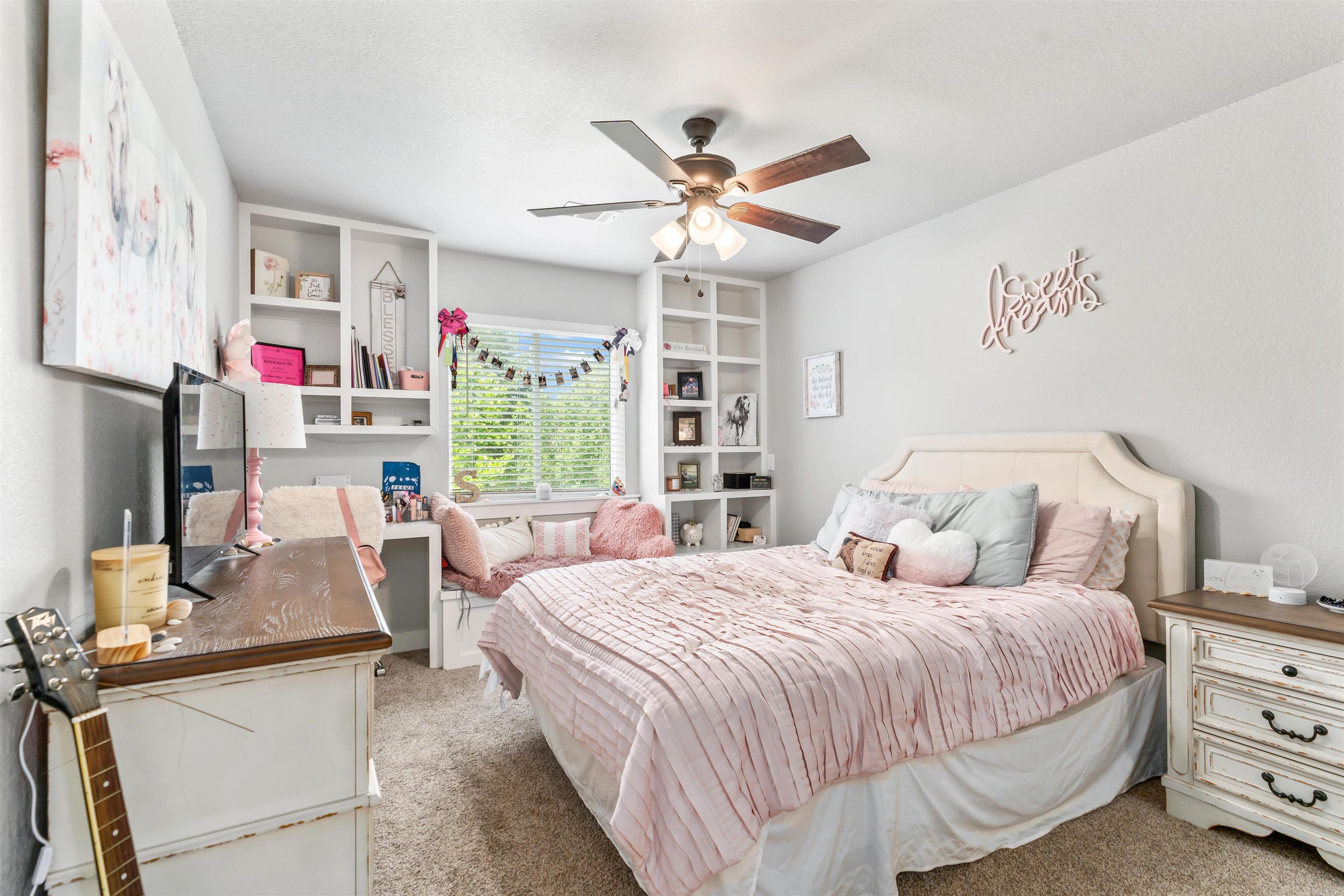 ISABELLA - Residential