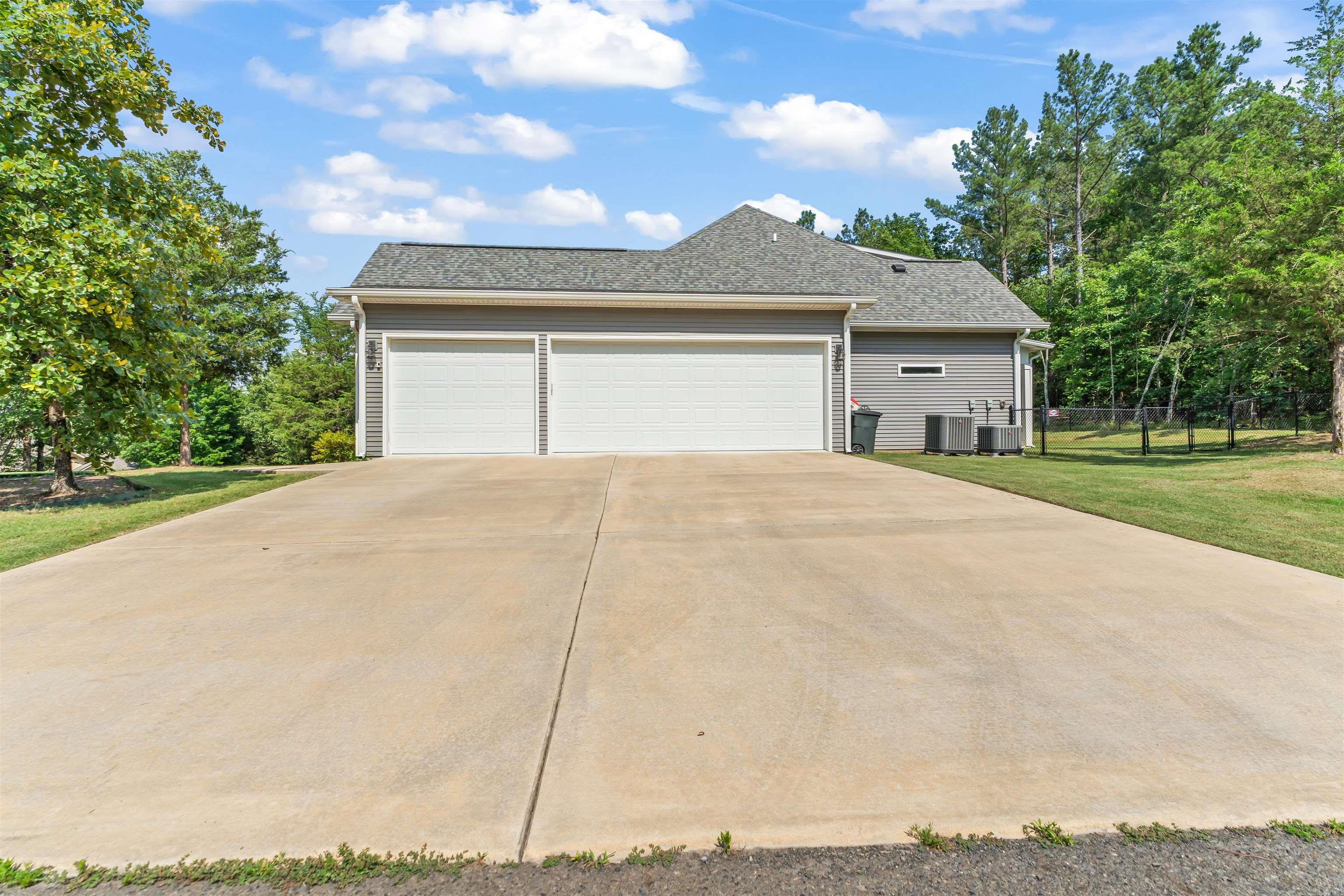 ISABELLA - Residential