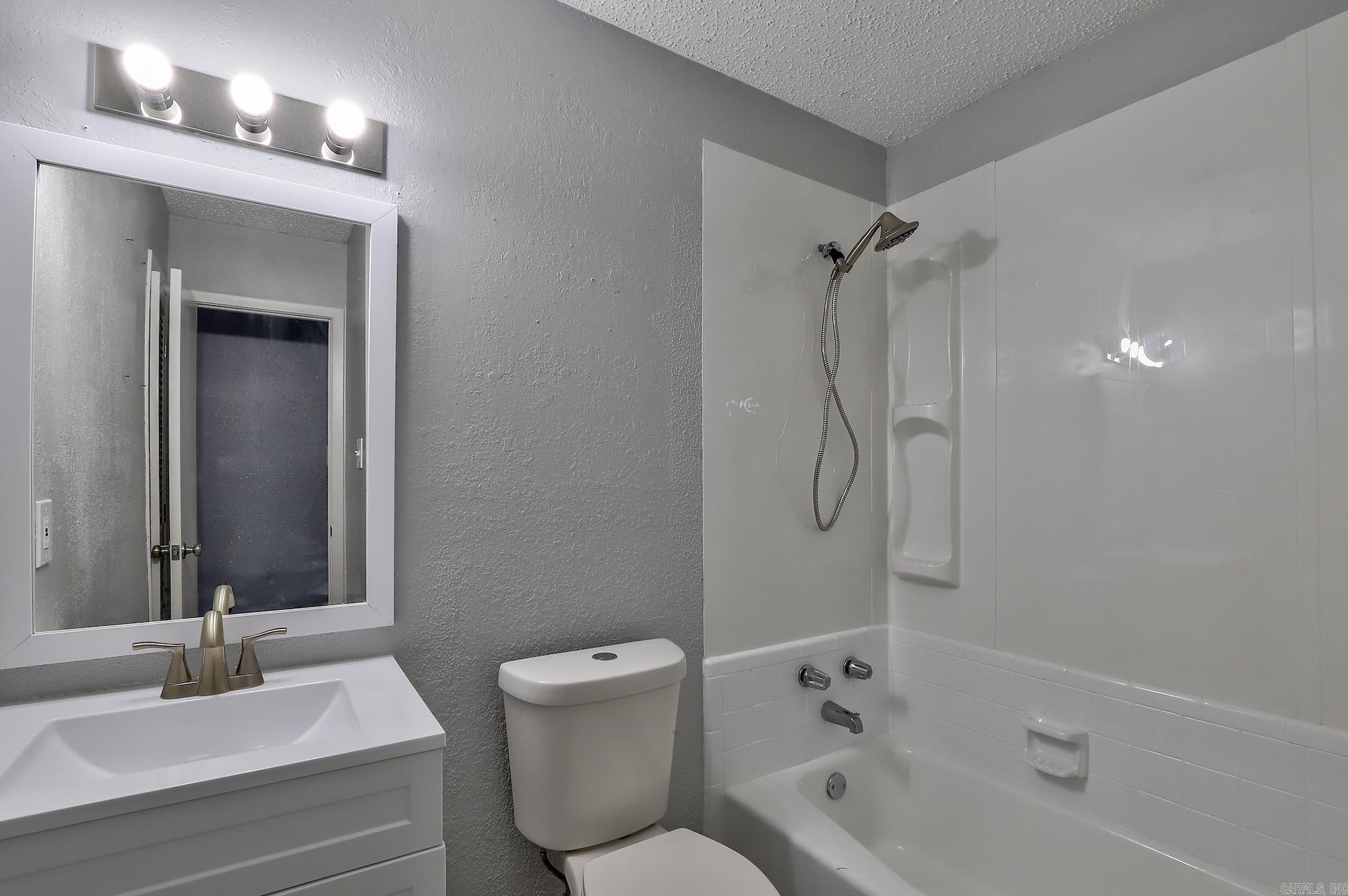 MCADOOS - Residential