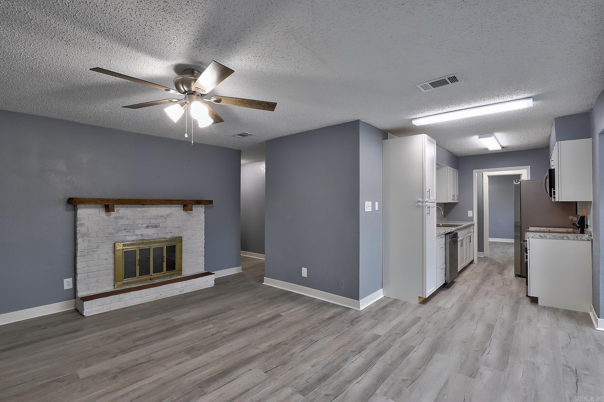 MCADOOS - Residential