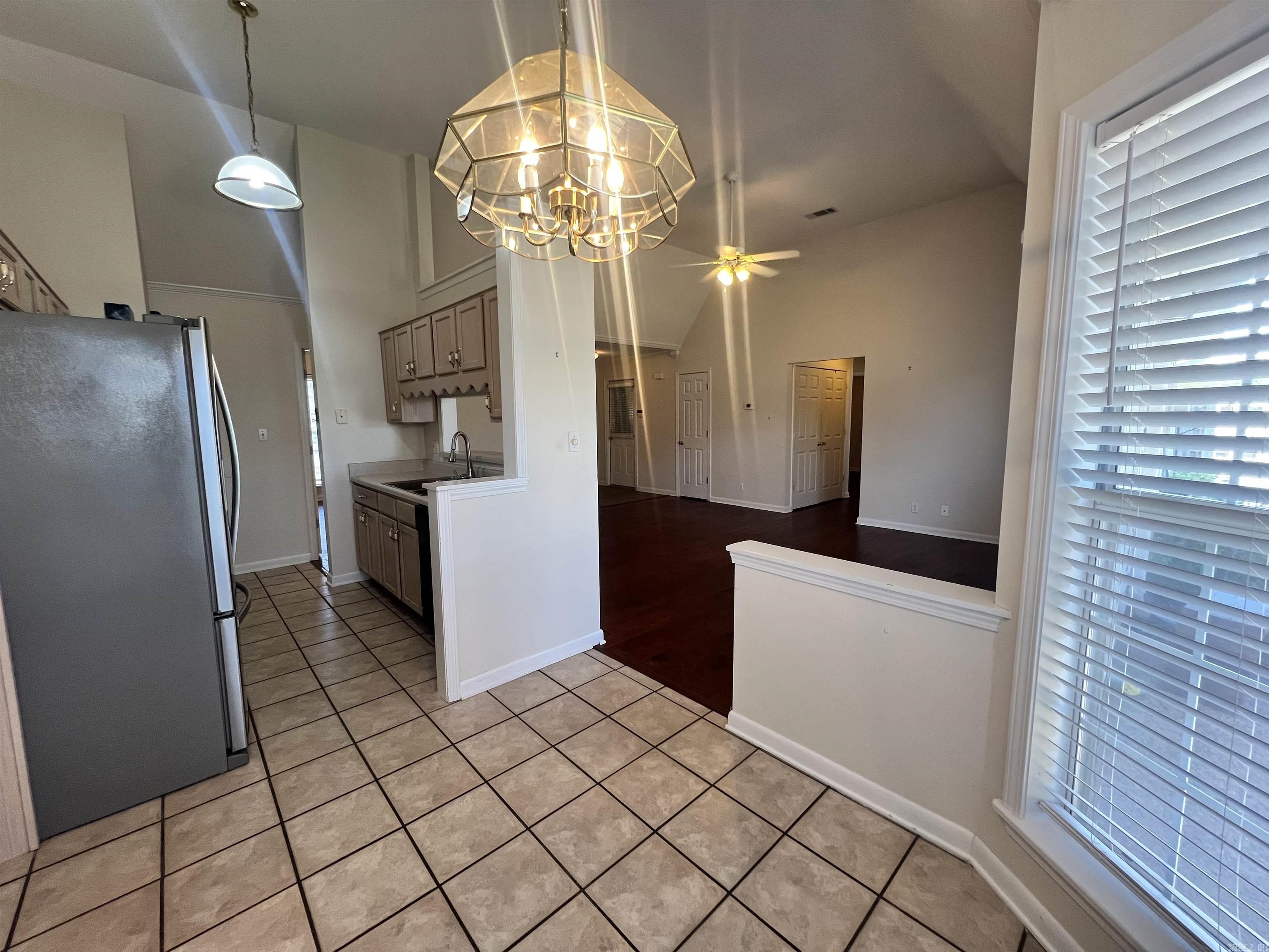 COUNTRY SQUIRE ADD - Residential