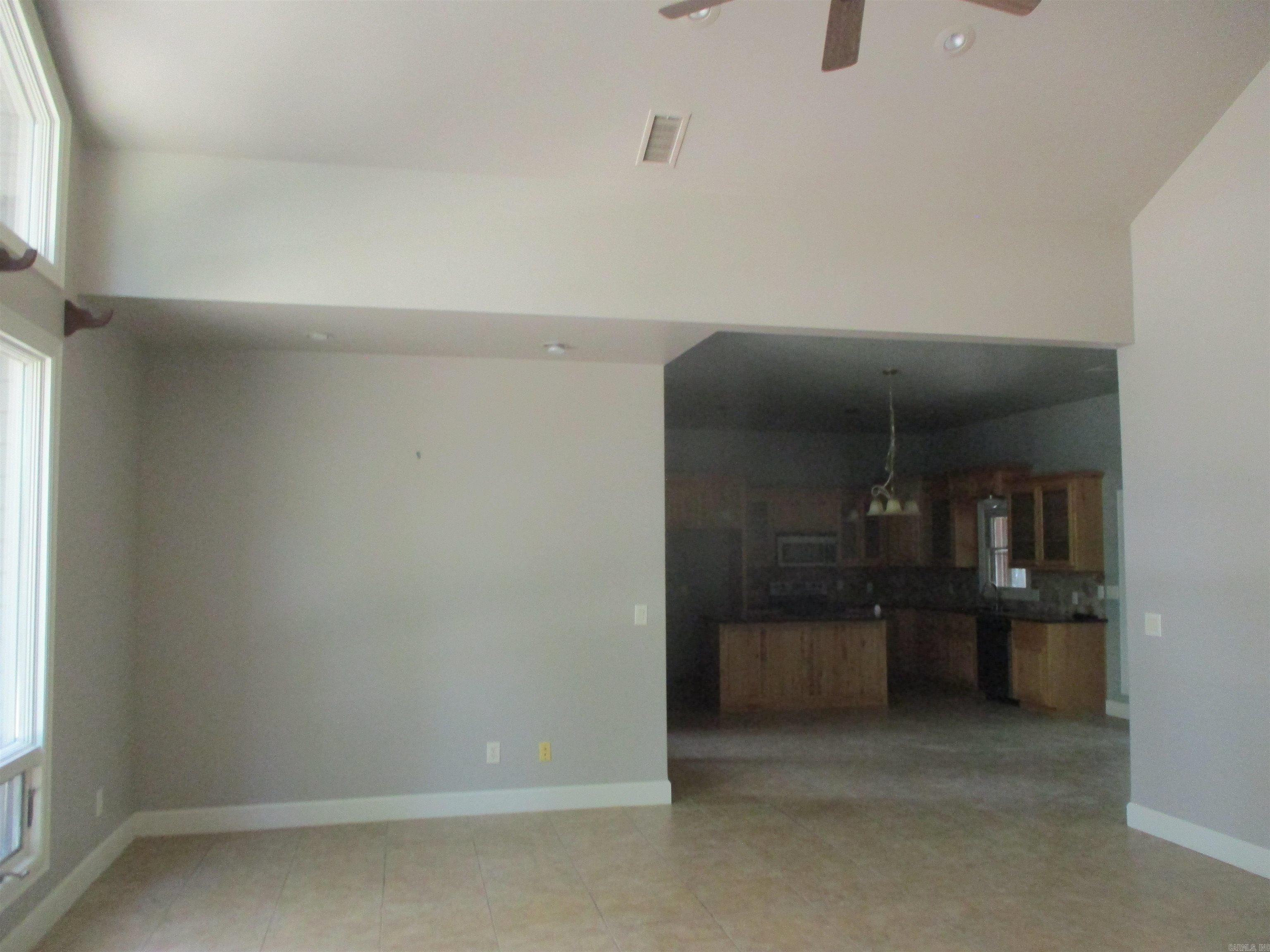 EAGLE RIDGE - Residential