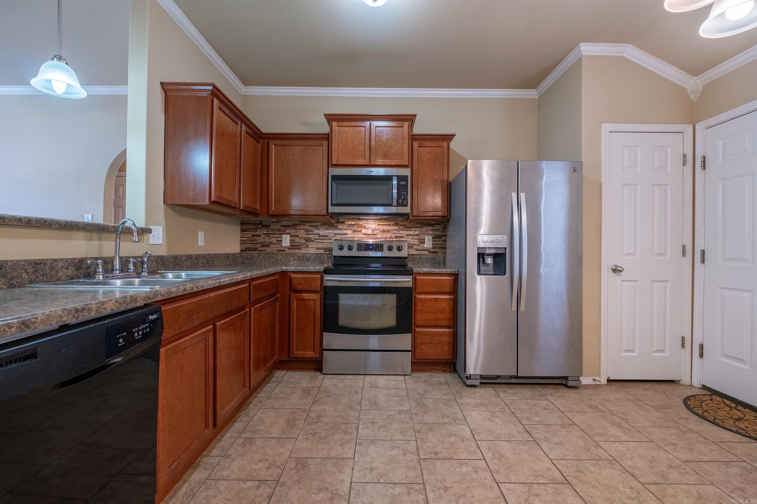 Parkway Meadows - Residential Lease