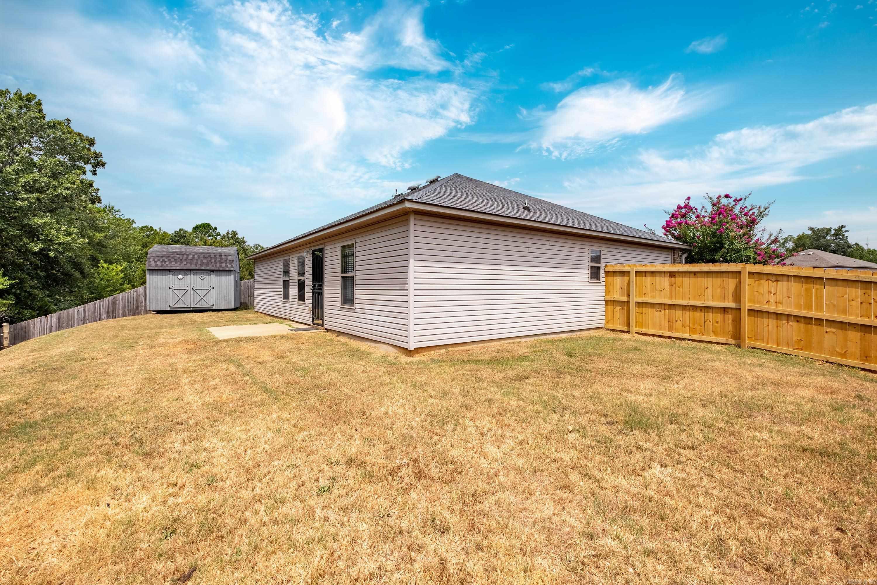 Parkway Meadows - Residential Lease