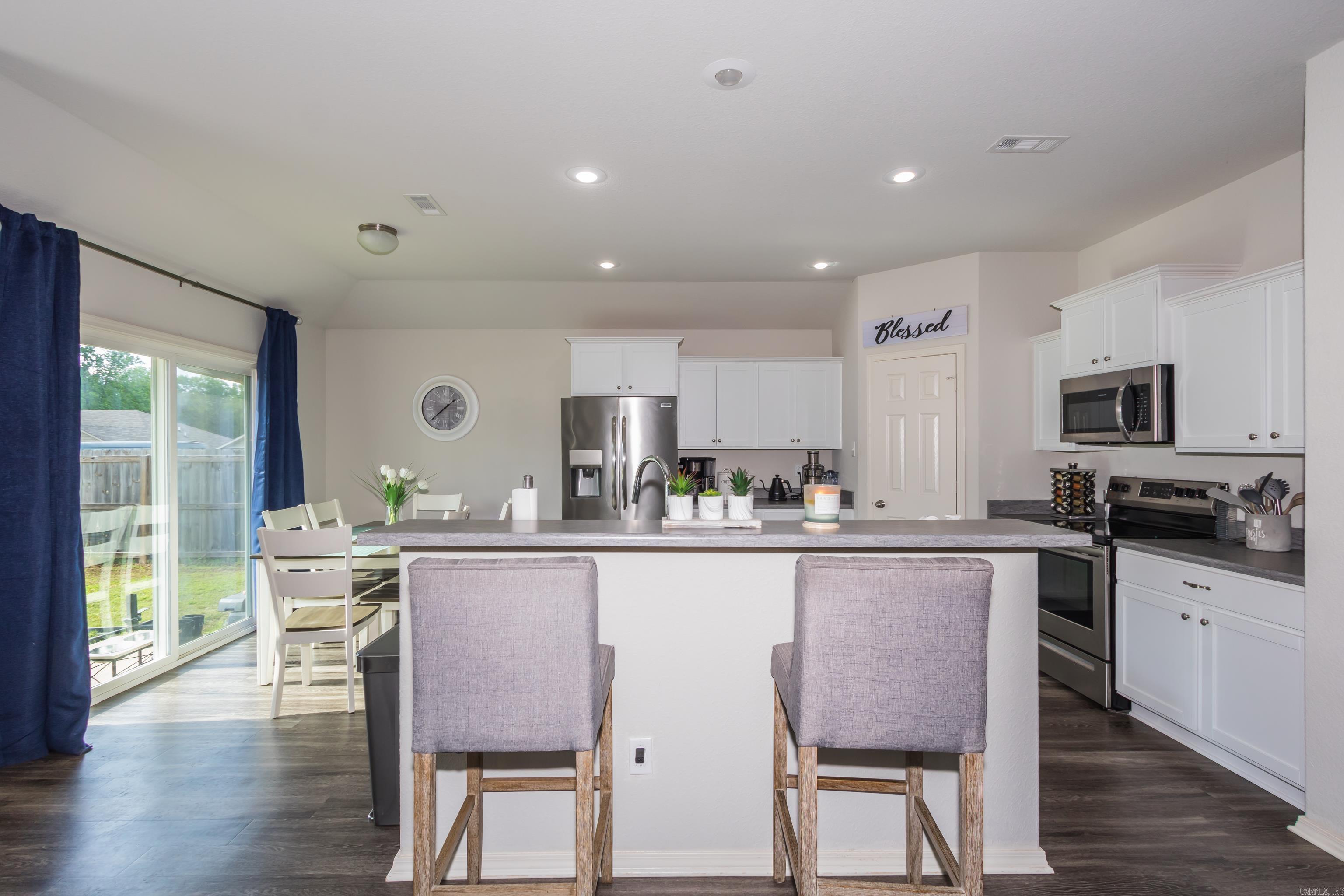 MEADOWS EDGE - Residential