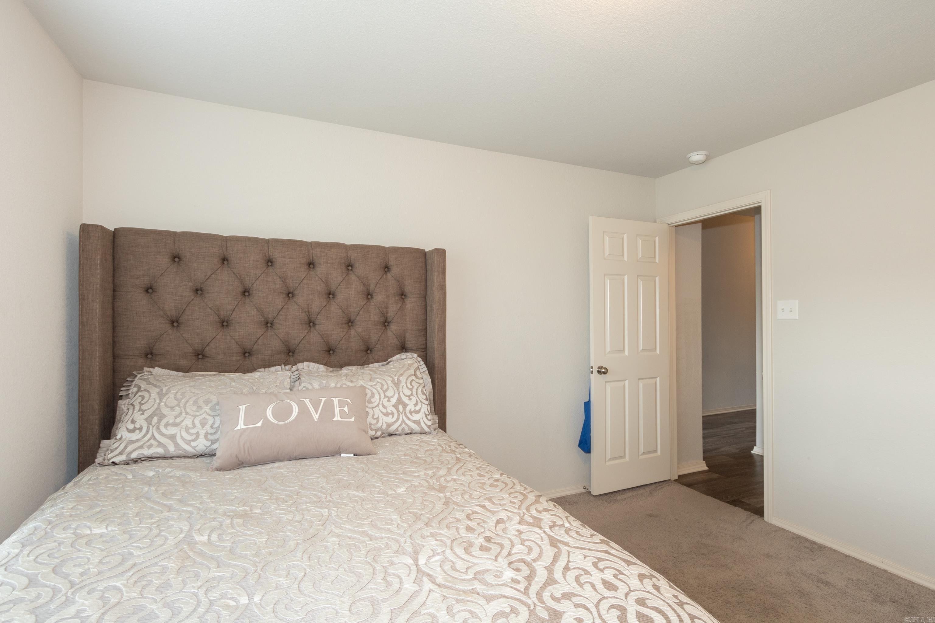 MEADOWS EDGE - Residential