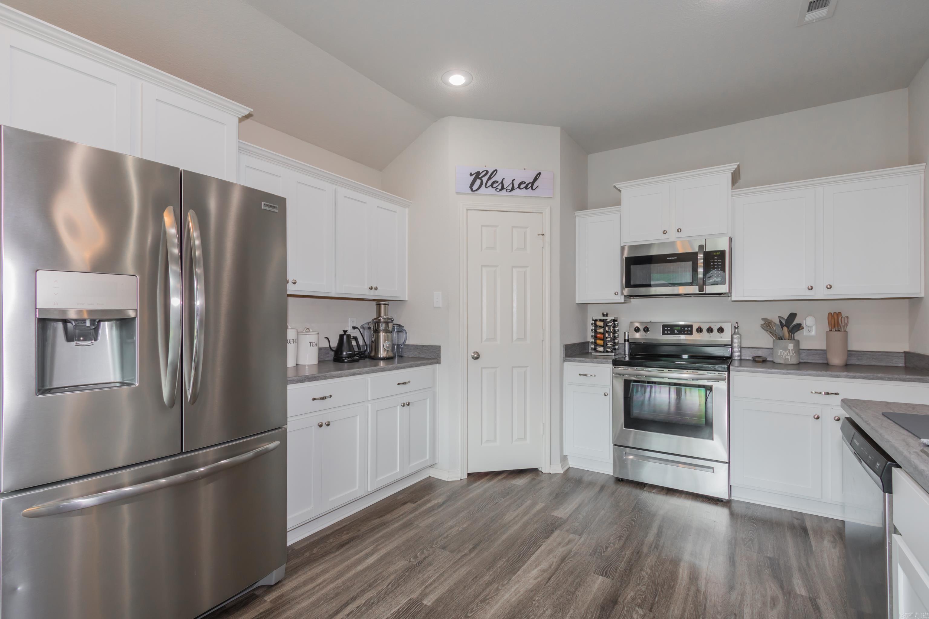 MEADOWS EDGE - Residential