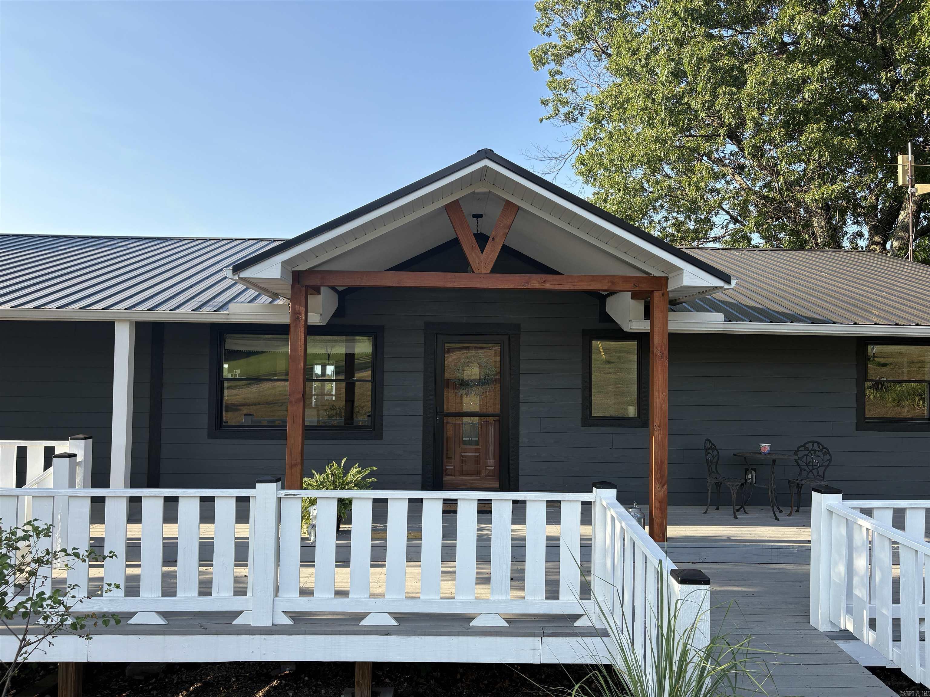 Metes & Bounds - Residential