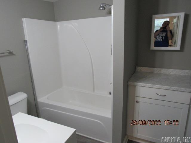 Robinsons Plan - Residential Lease