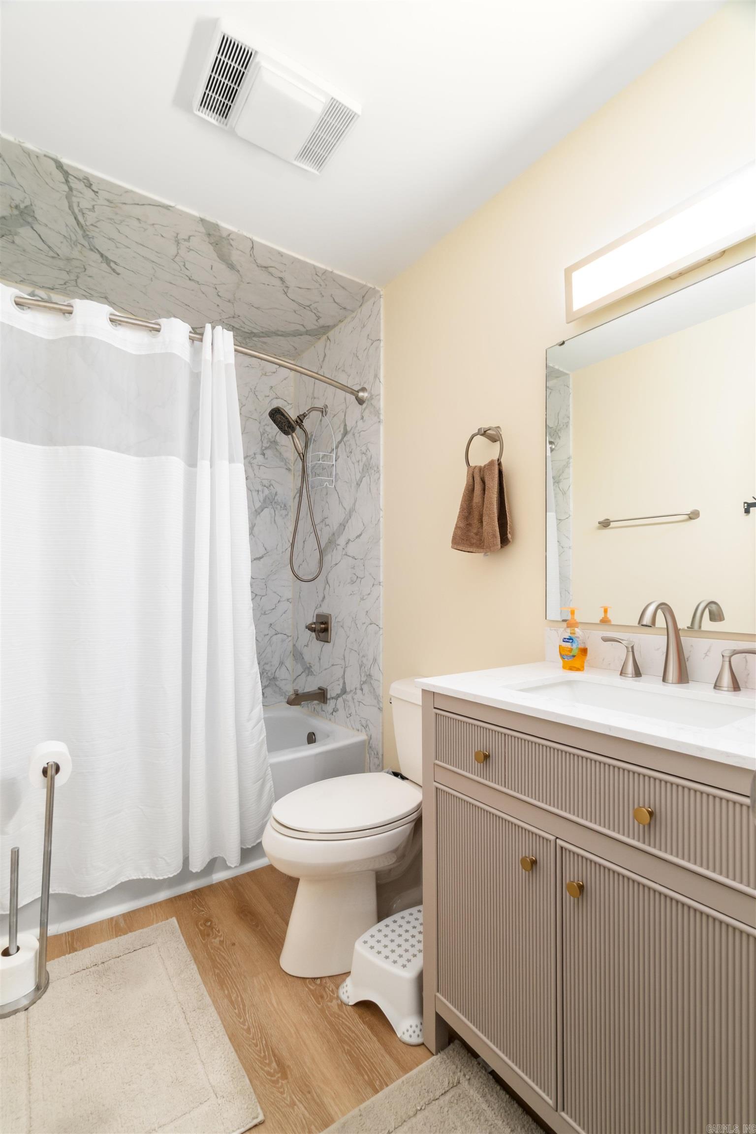 SANTA CRUZ - Residential