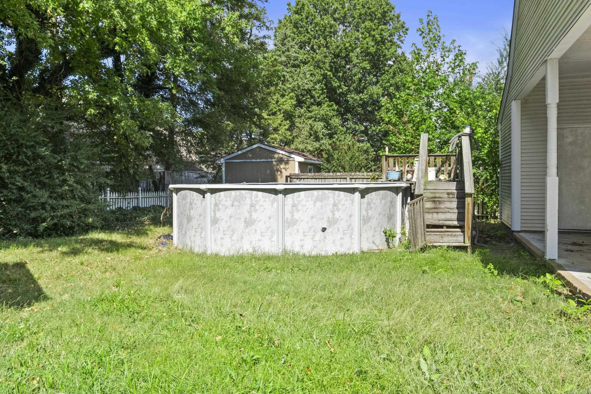 CHARLESTOWNE - Residential