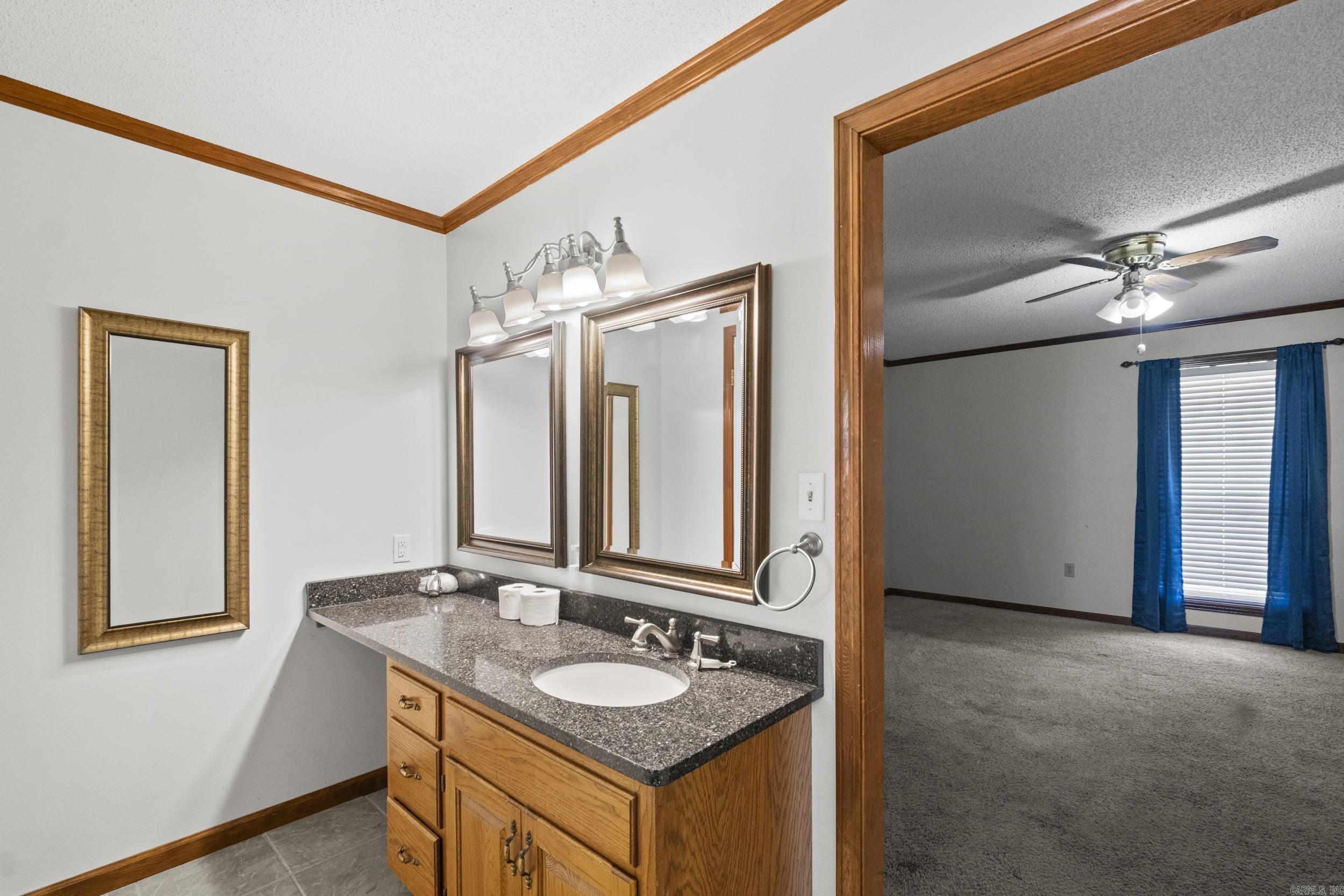 CHARLESTOWNE - Residential