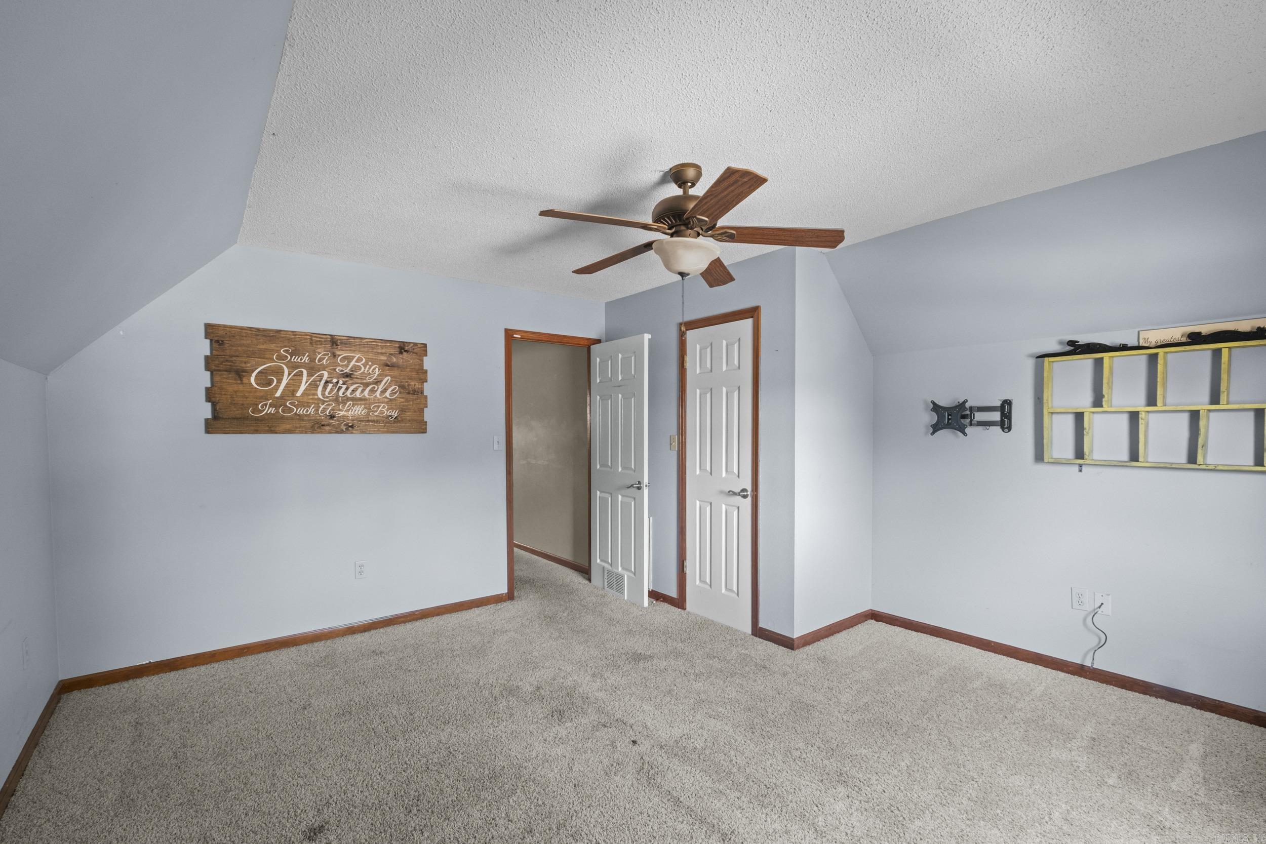 CHARLESTOWNE - Residential
