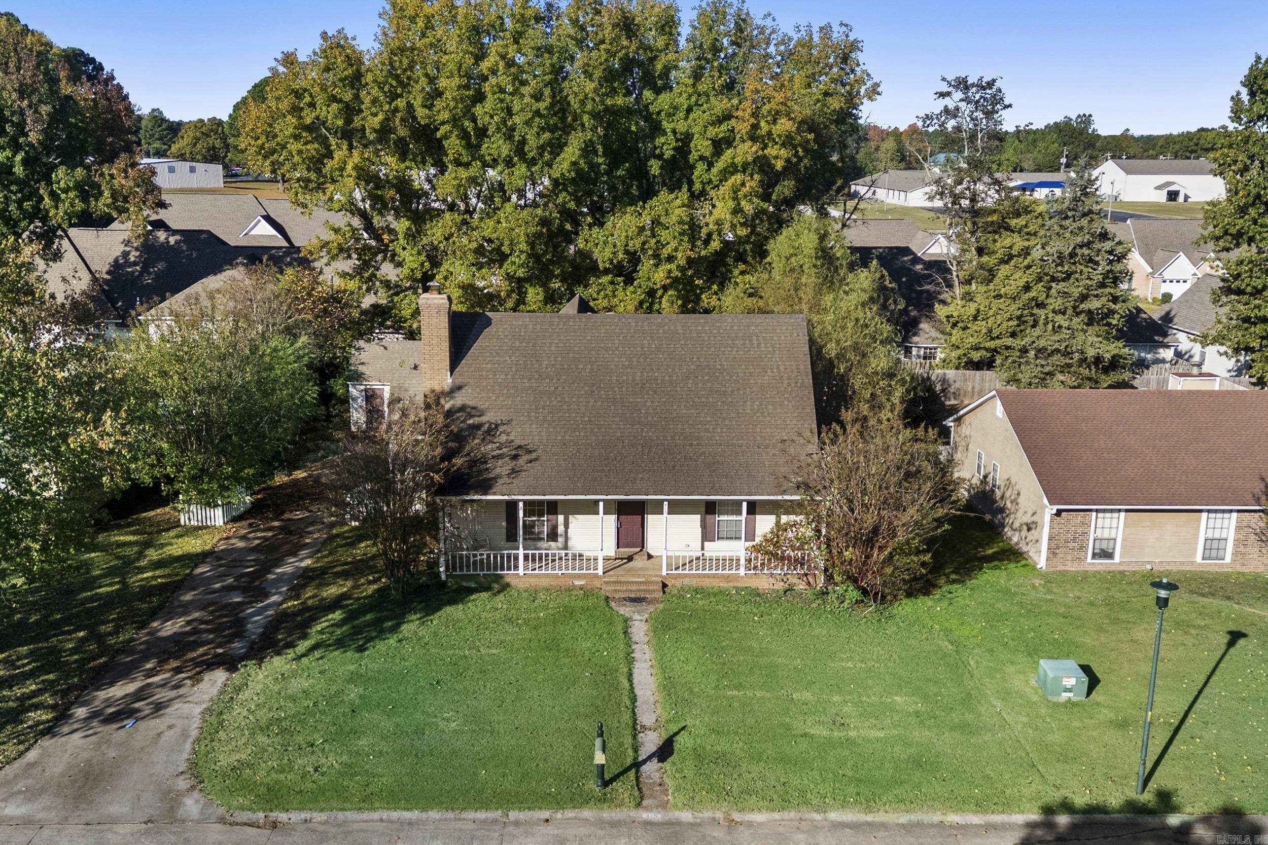 CHARLESTOWNE - Residential