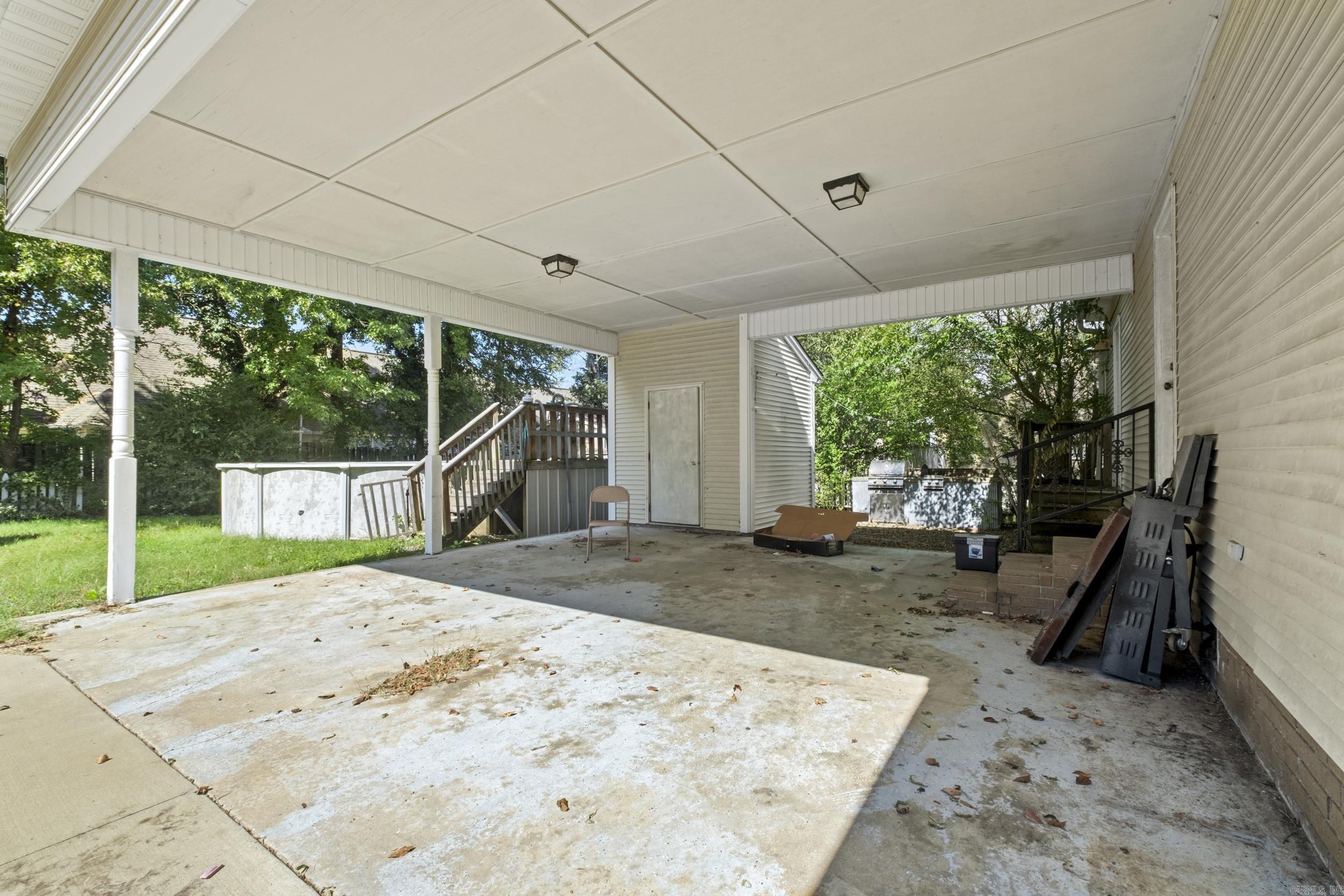 CHARLESTOWNE - Residential