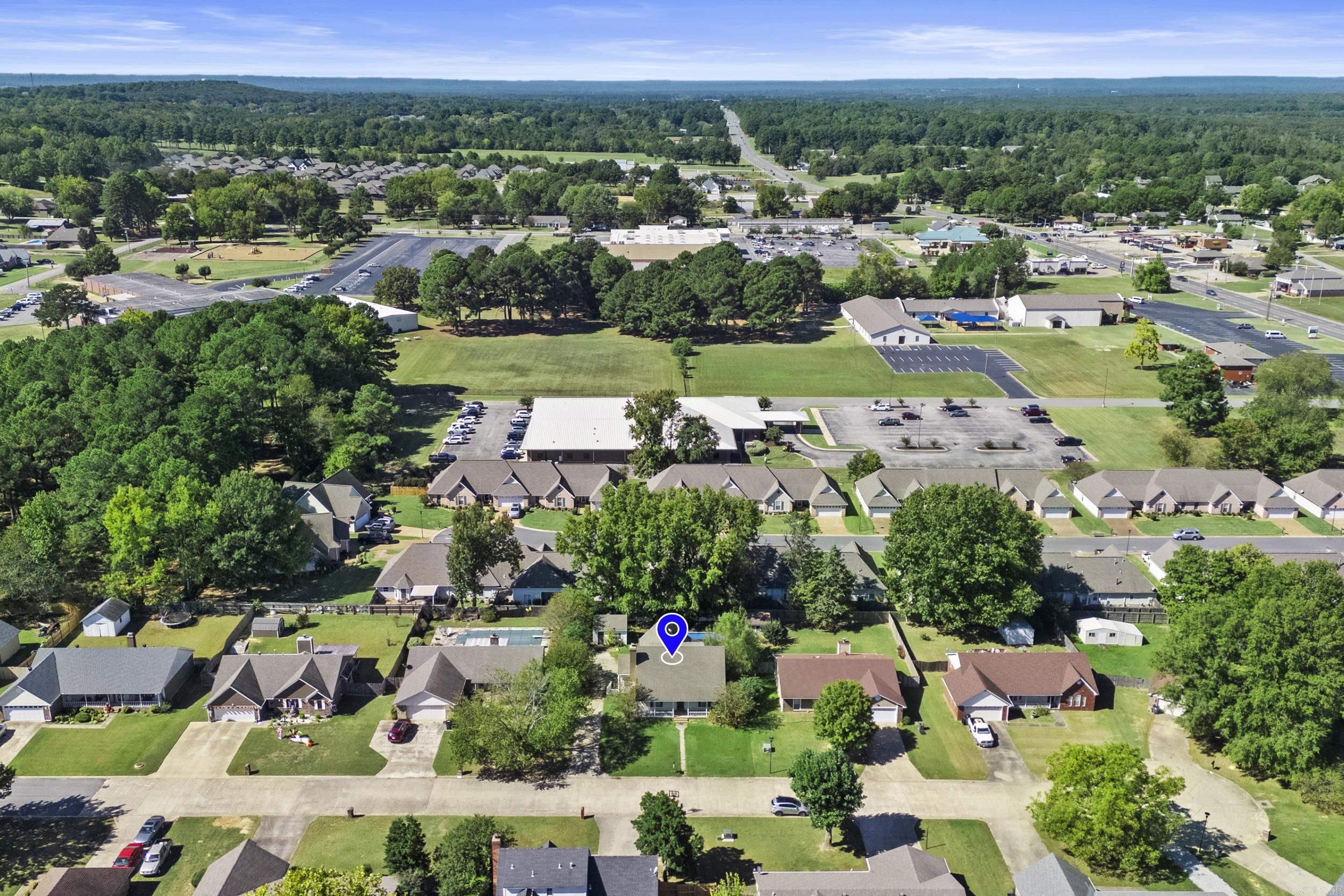 CHARLESTOWNE - Residential