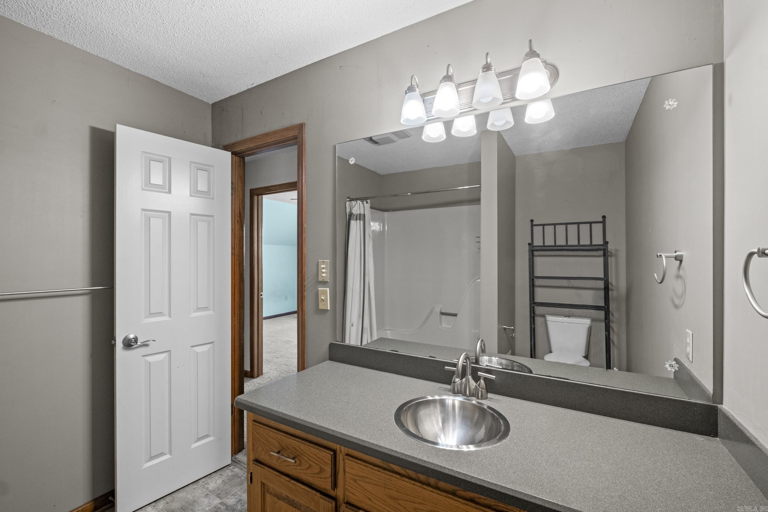 CHARLESTOWNE - Residential