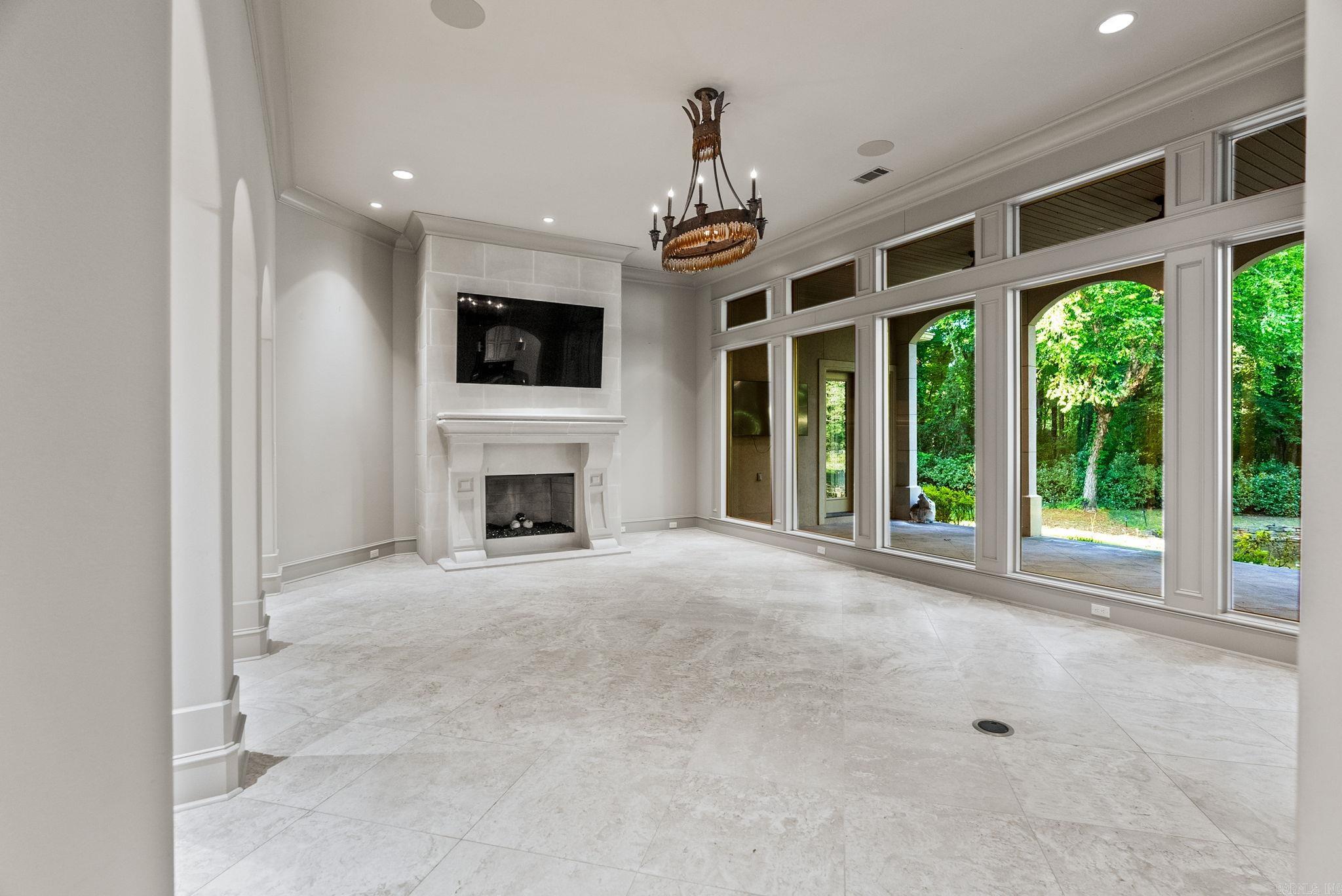 Hickory Grove - Residential