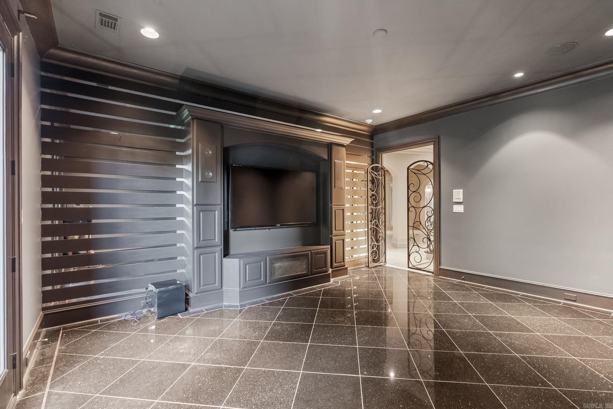 Hickory Grove - Residential