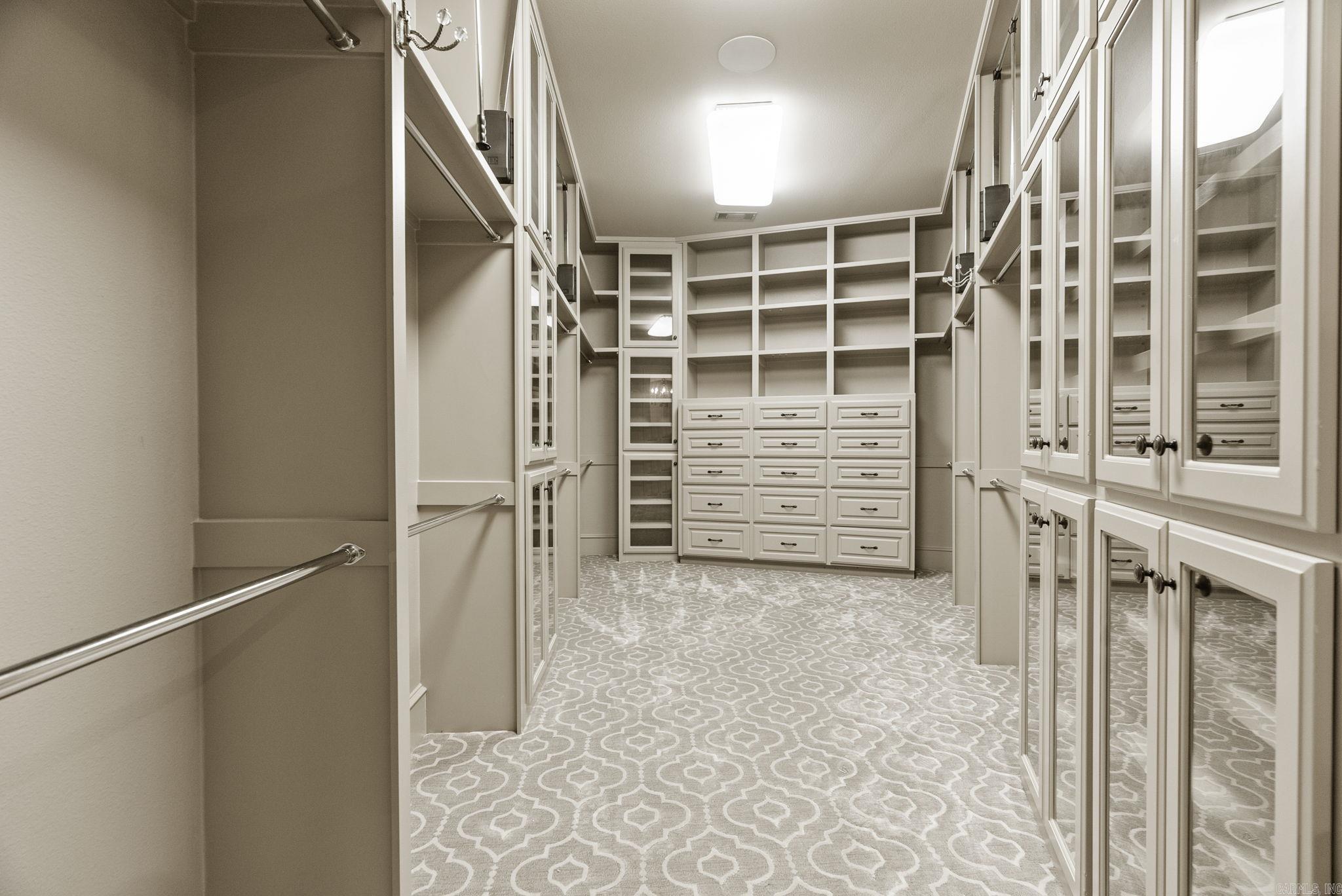 Hickory Grove - Residential