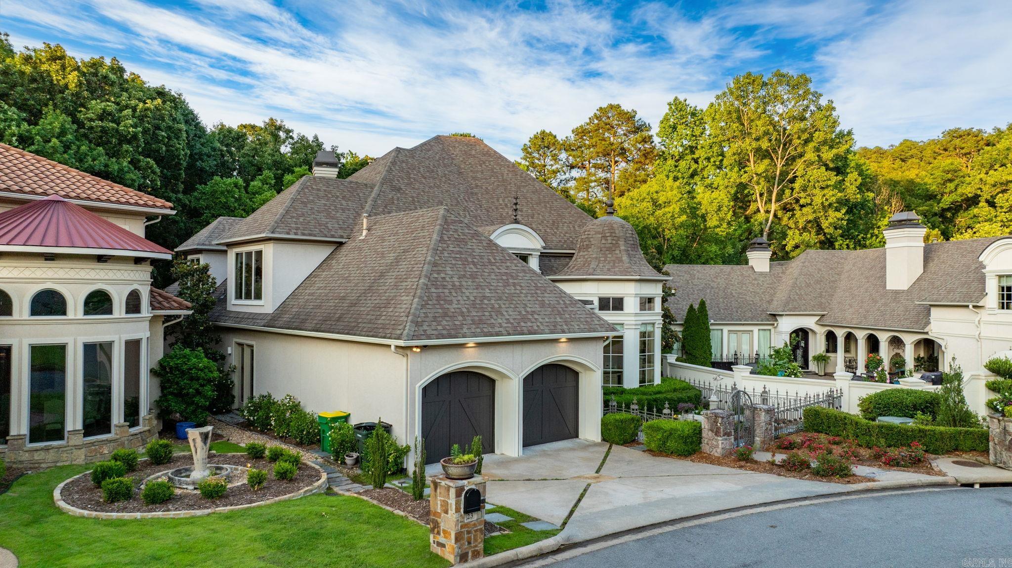 Hickory Grove - Residential