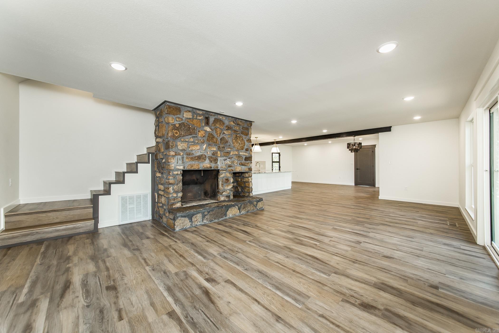 MORGAN MANOR - Residential