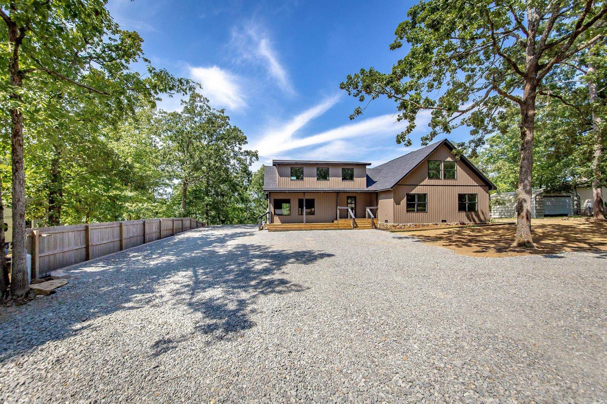 MORGAN MANOR - Residential