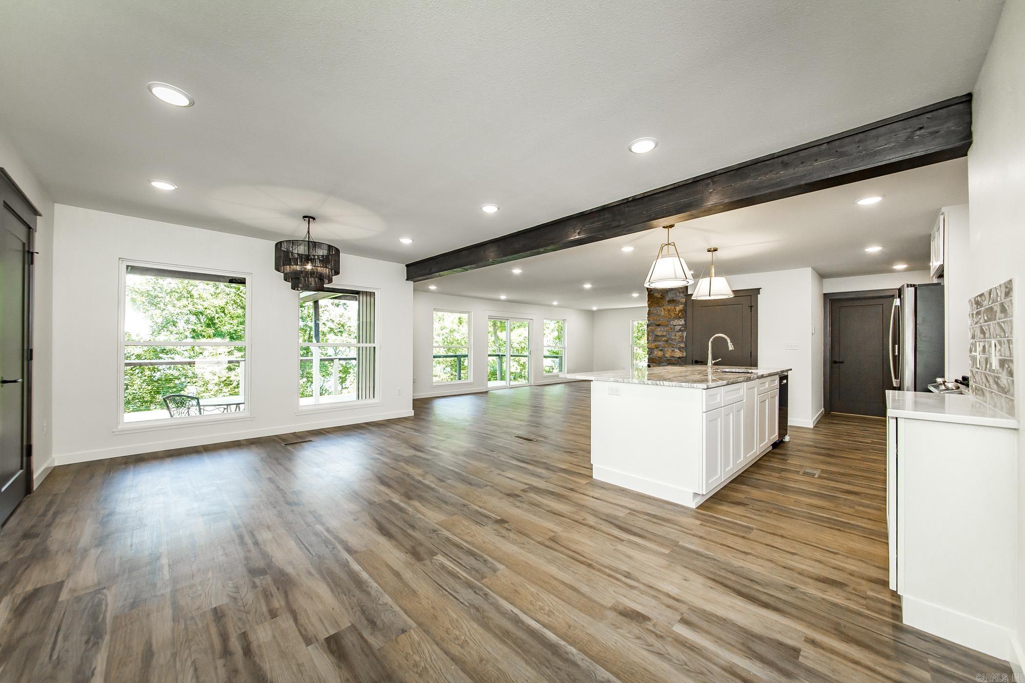 MORGAN MANOR - Residential