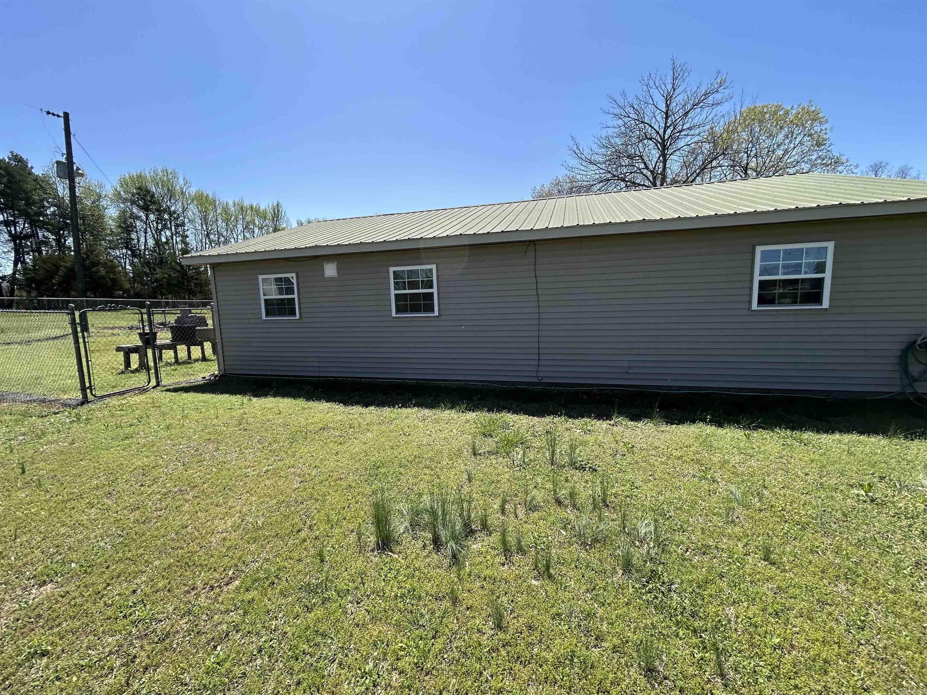 CLINTON RURAL-FORMOSA - Residential