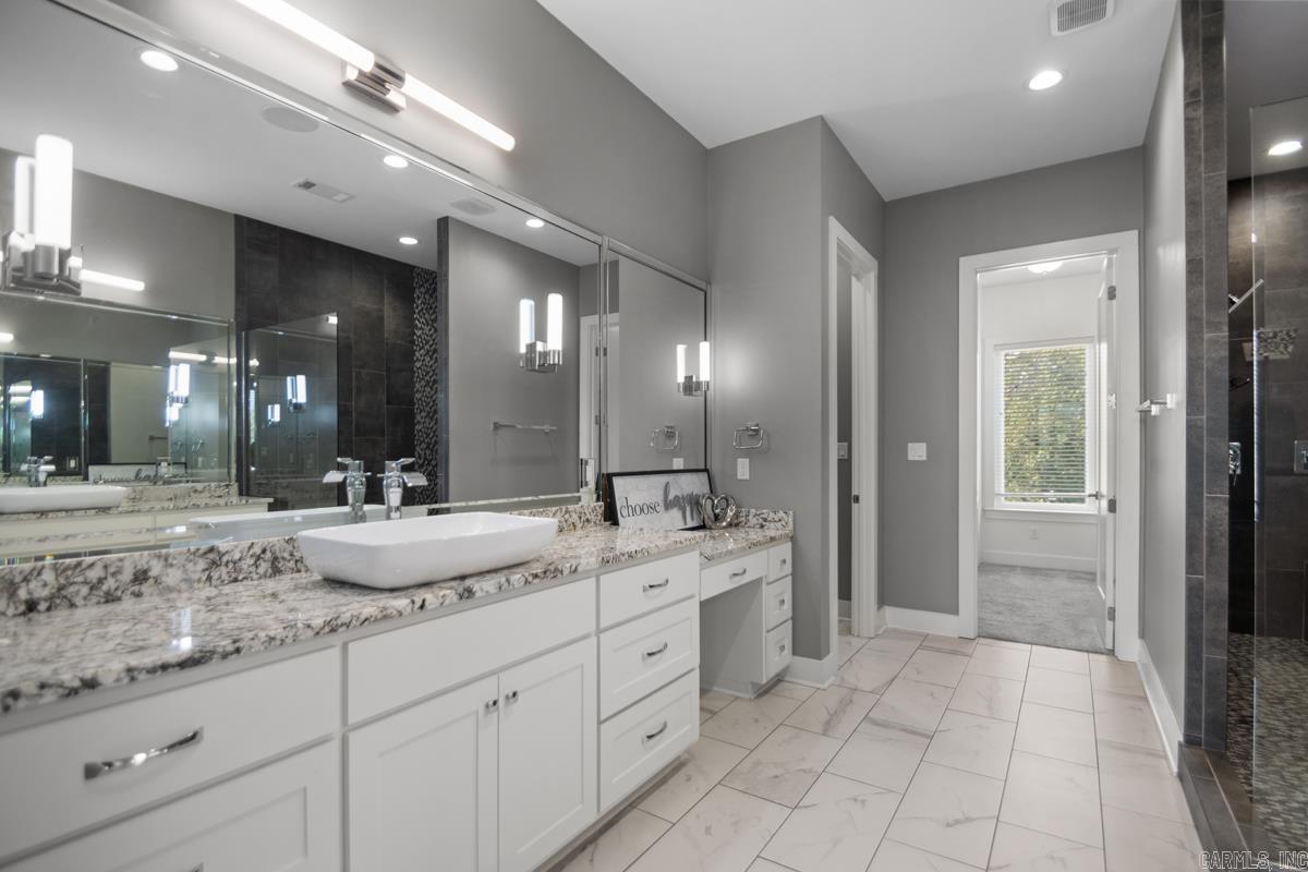 MAUMELLE VALLEY ESTATES - Residential