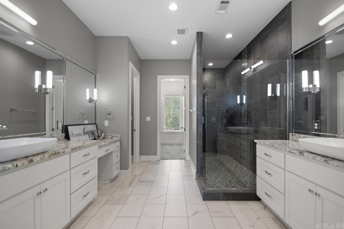 MAUMELLE VALLEY ESTATES - Residential