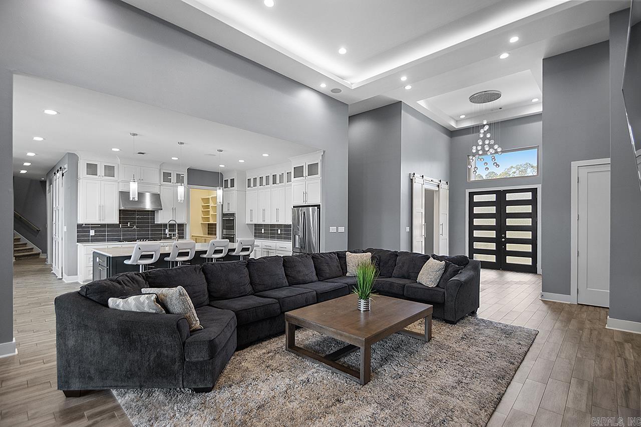 MAUMELLE VALLEY ESTATES - Residential