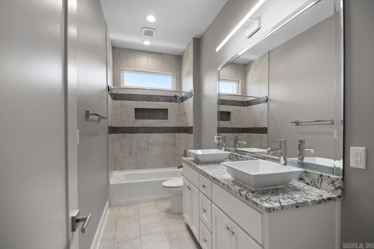 MAUMELLE VALLEY ESTATES - Residential