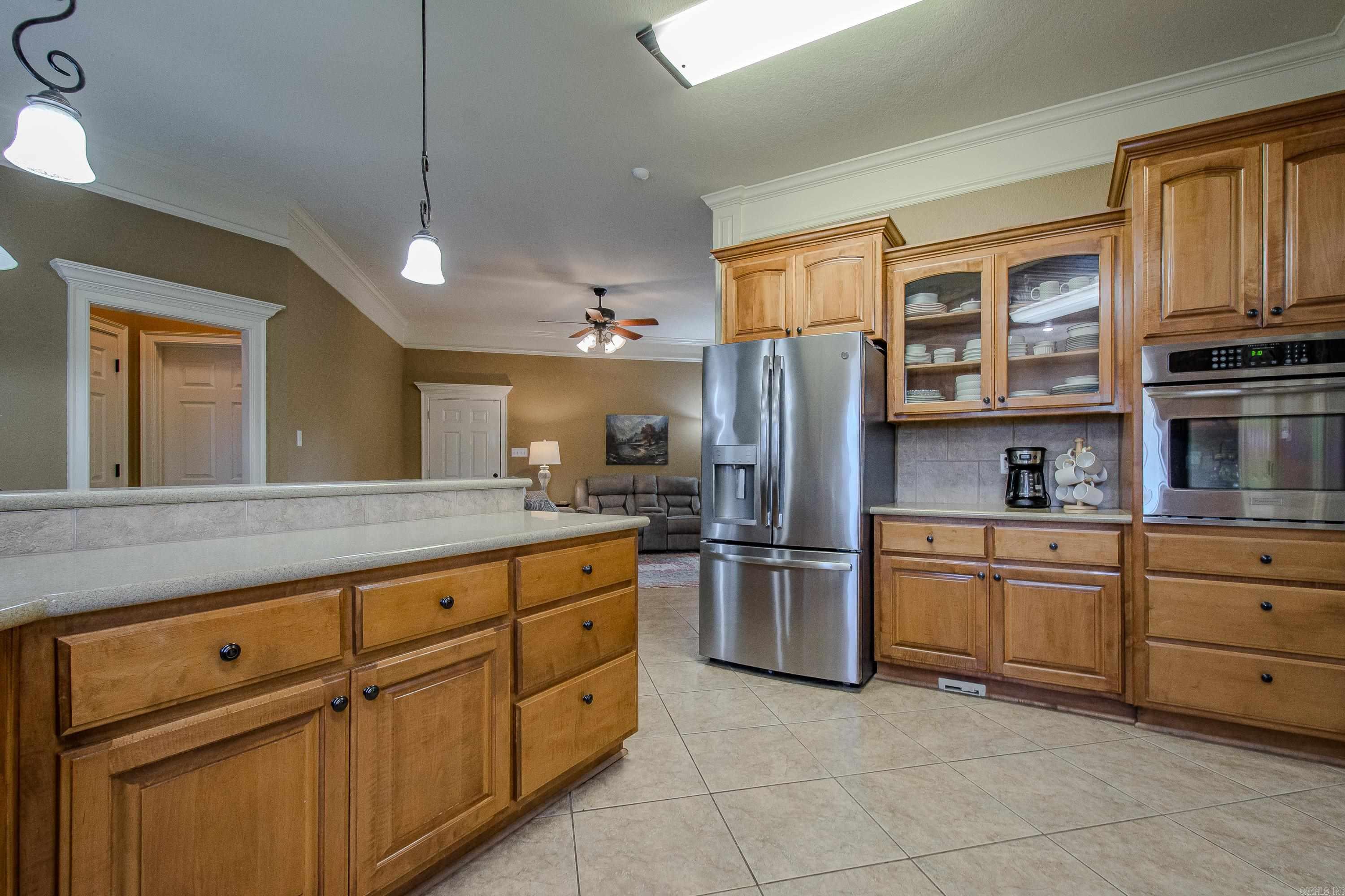 LONGHILLS VILLAGE - Residential