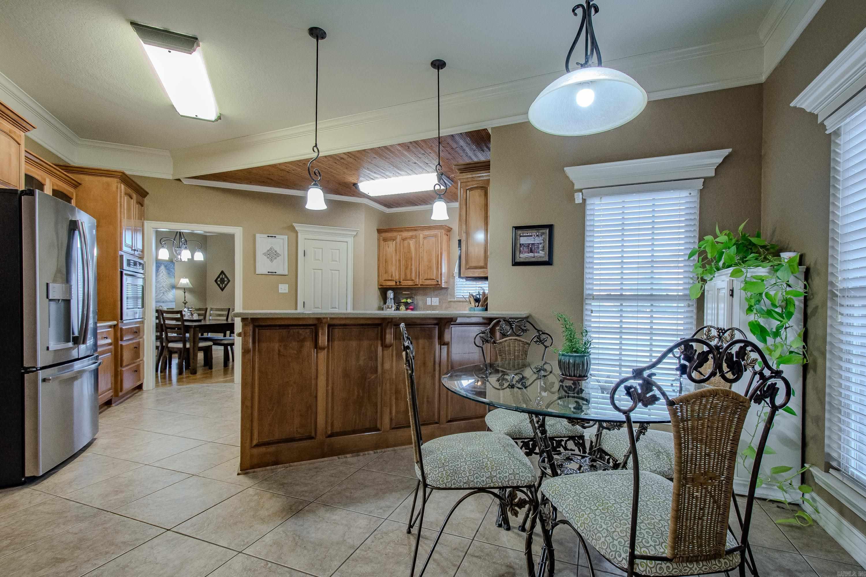 LONGHILLS VILLAGE - Residential