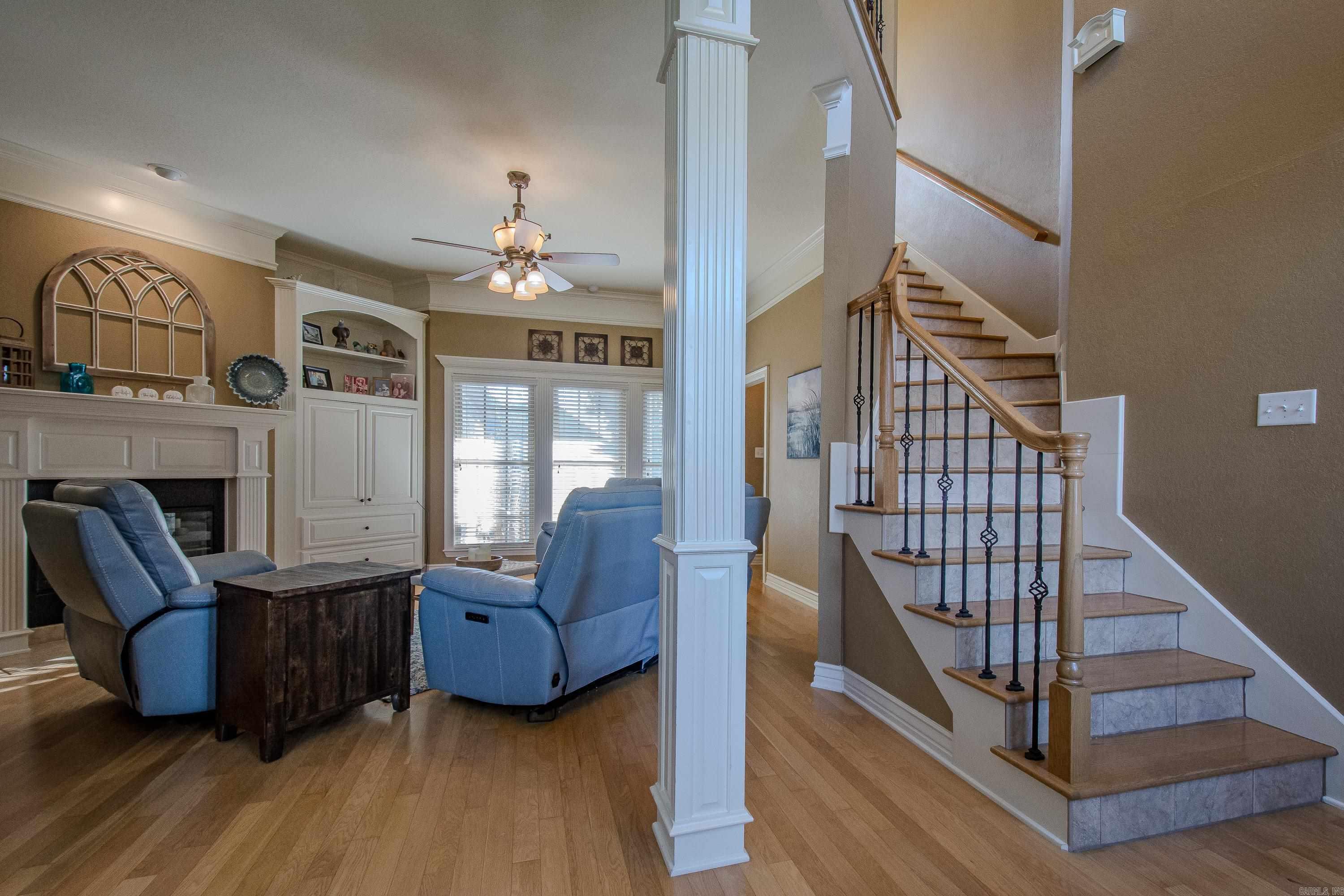 LONGHILLS VILLAGE - Residential