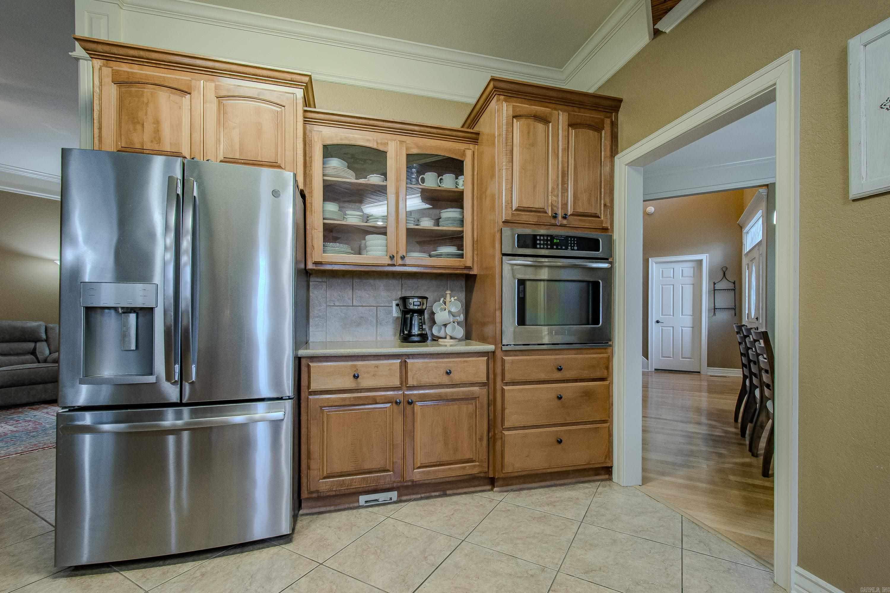 LONGHILLS VILLAGE - Residential