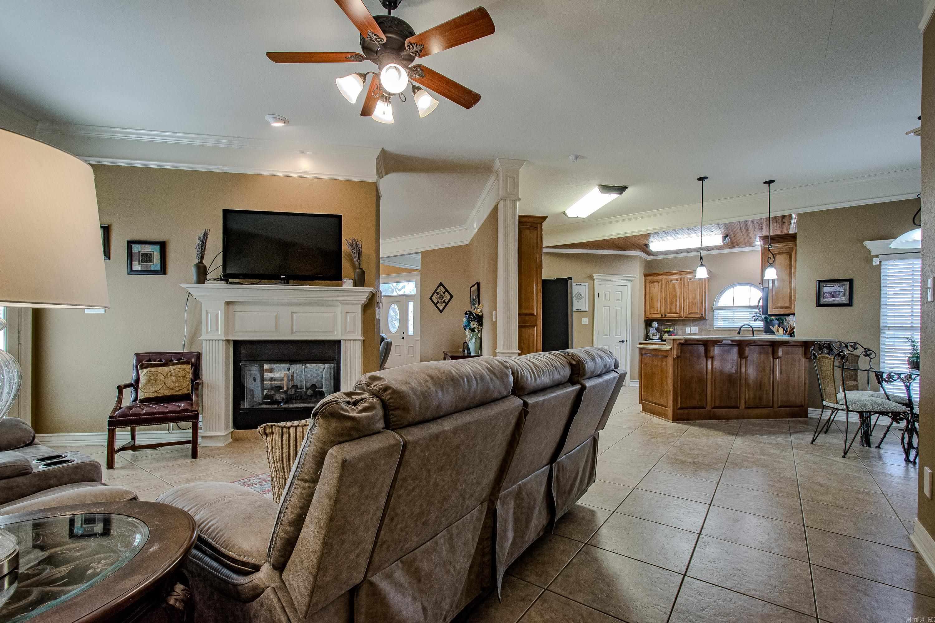 LONGHILLS VILLAGE - Residential