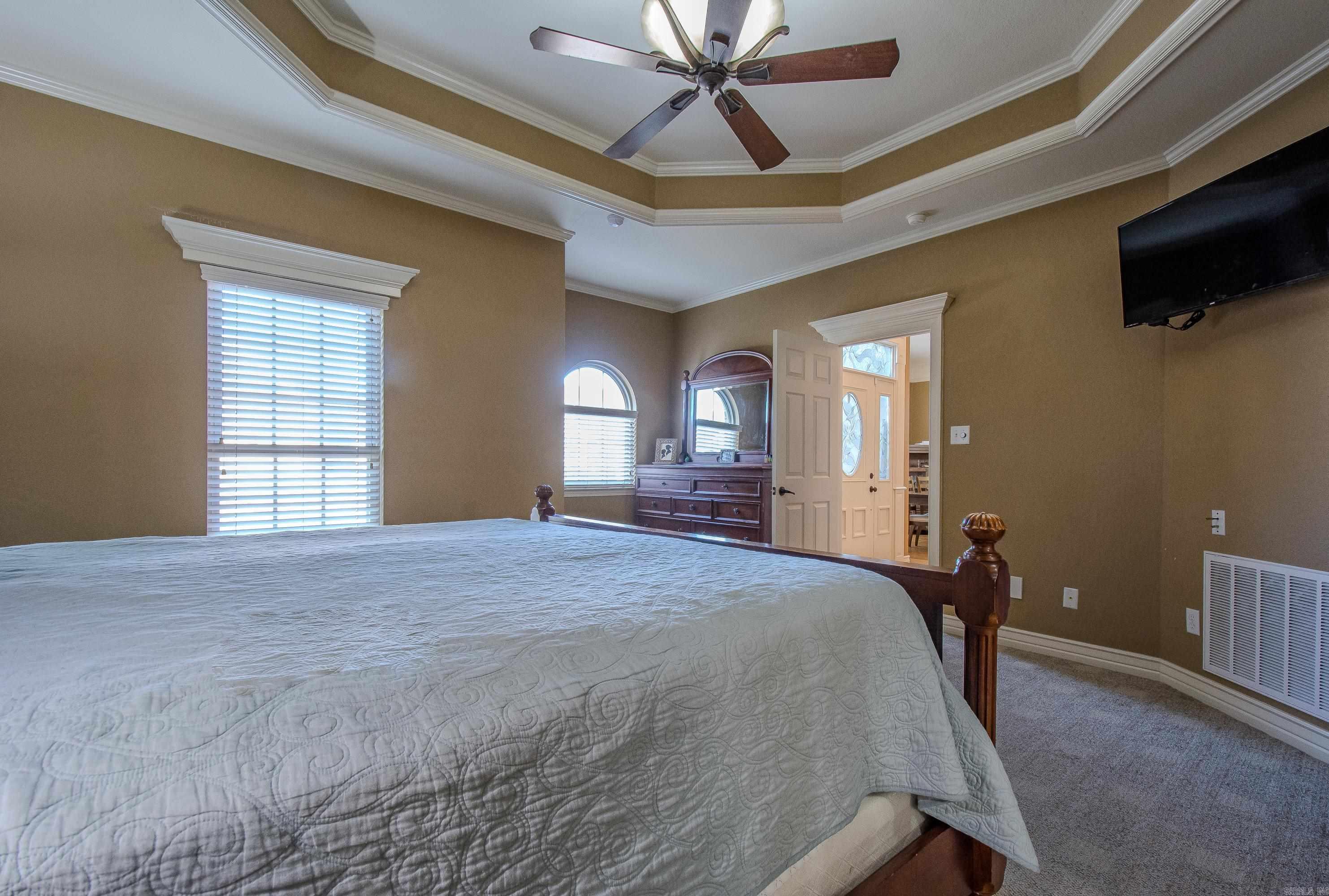 LONGHILLS VILLAGE - Residential