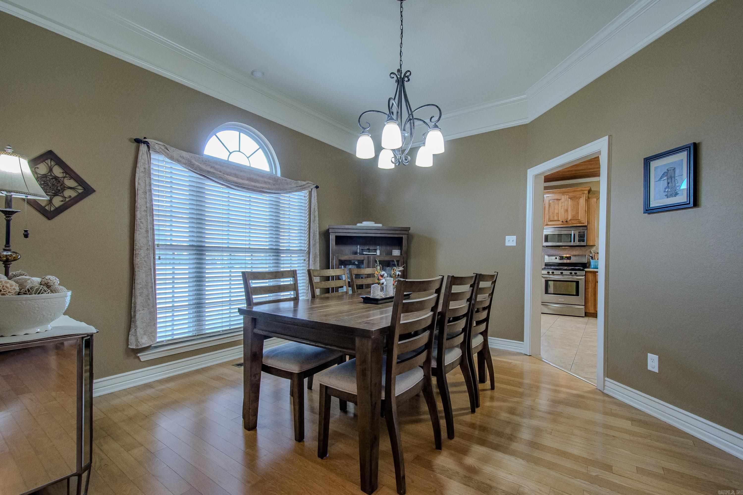 LONGHILLS VILLAGE - Residential