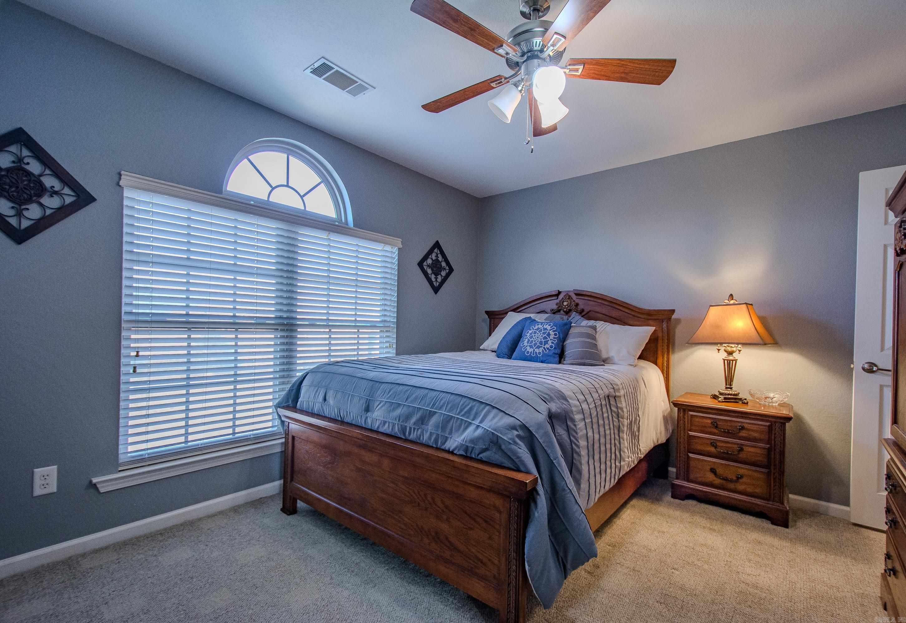 LONGHILLS VILLAGE - Residential