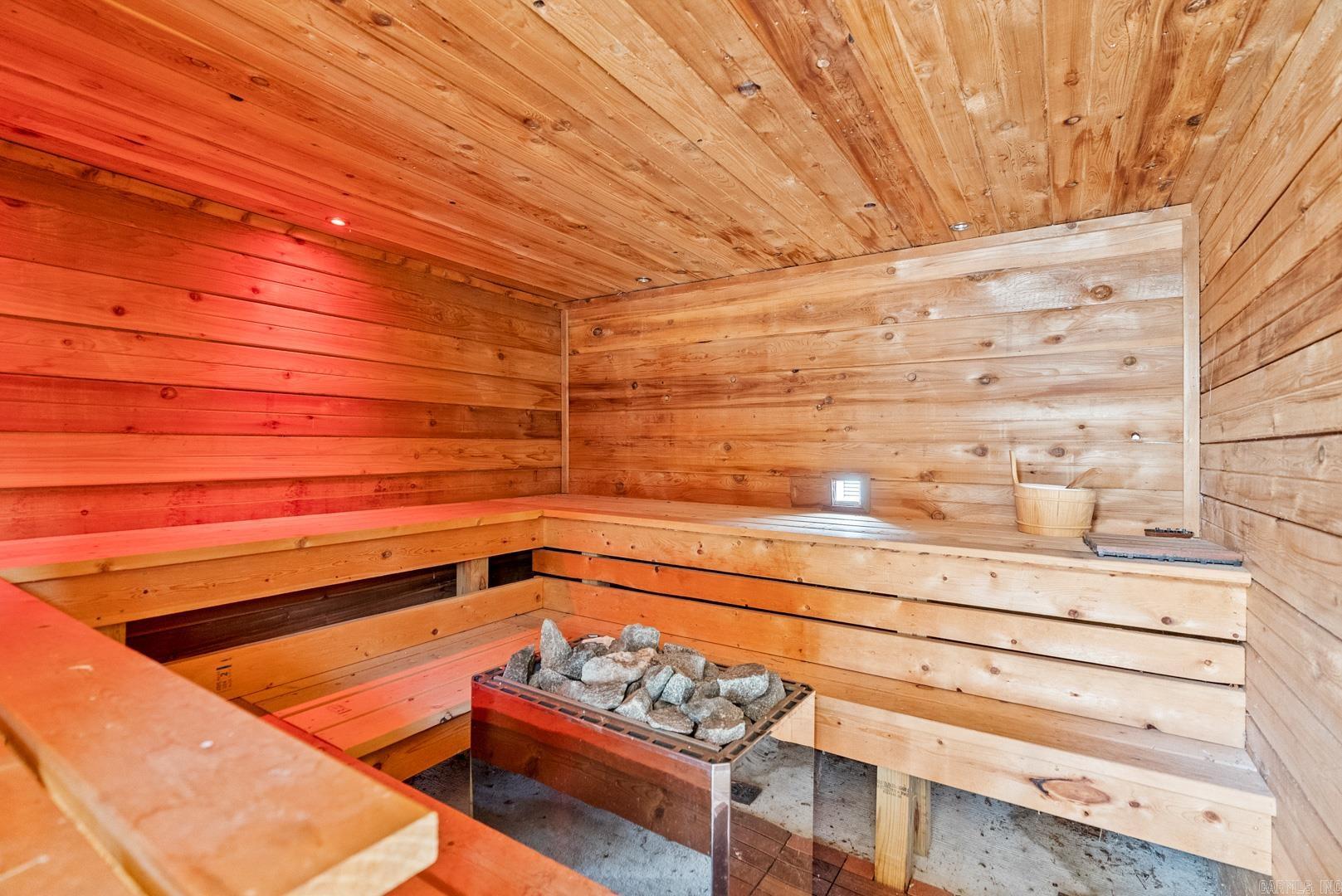 Win Meadow Lake Estates - Residential