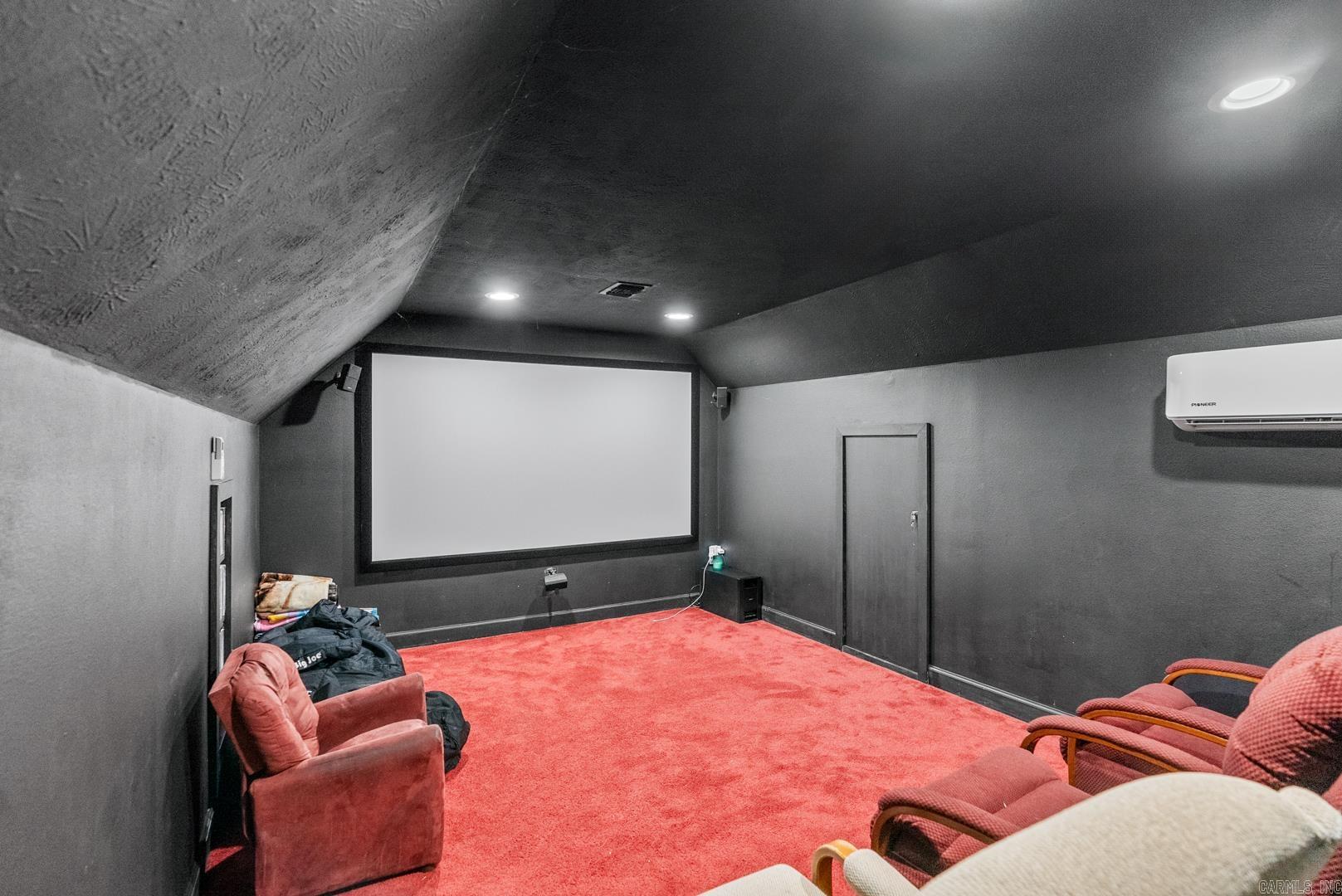 Win Meadow Lake Estates - Residential