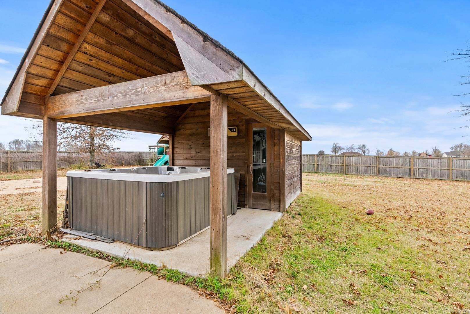 Win Meadow Lake Estates - Residential