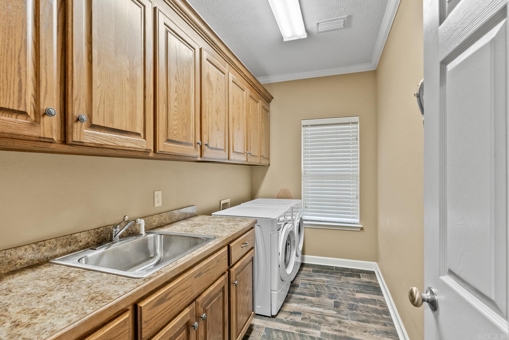 Win Meadow Lake Estates - Residential