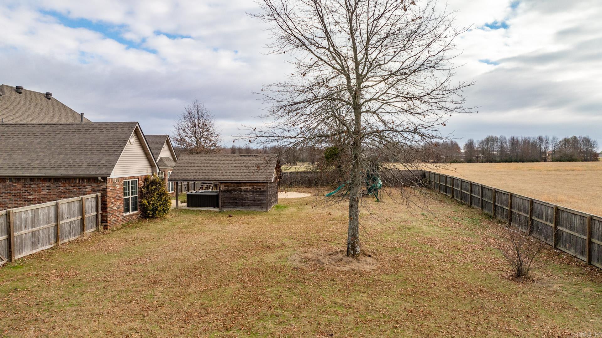 Win Meadow Lake Estates - Residential