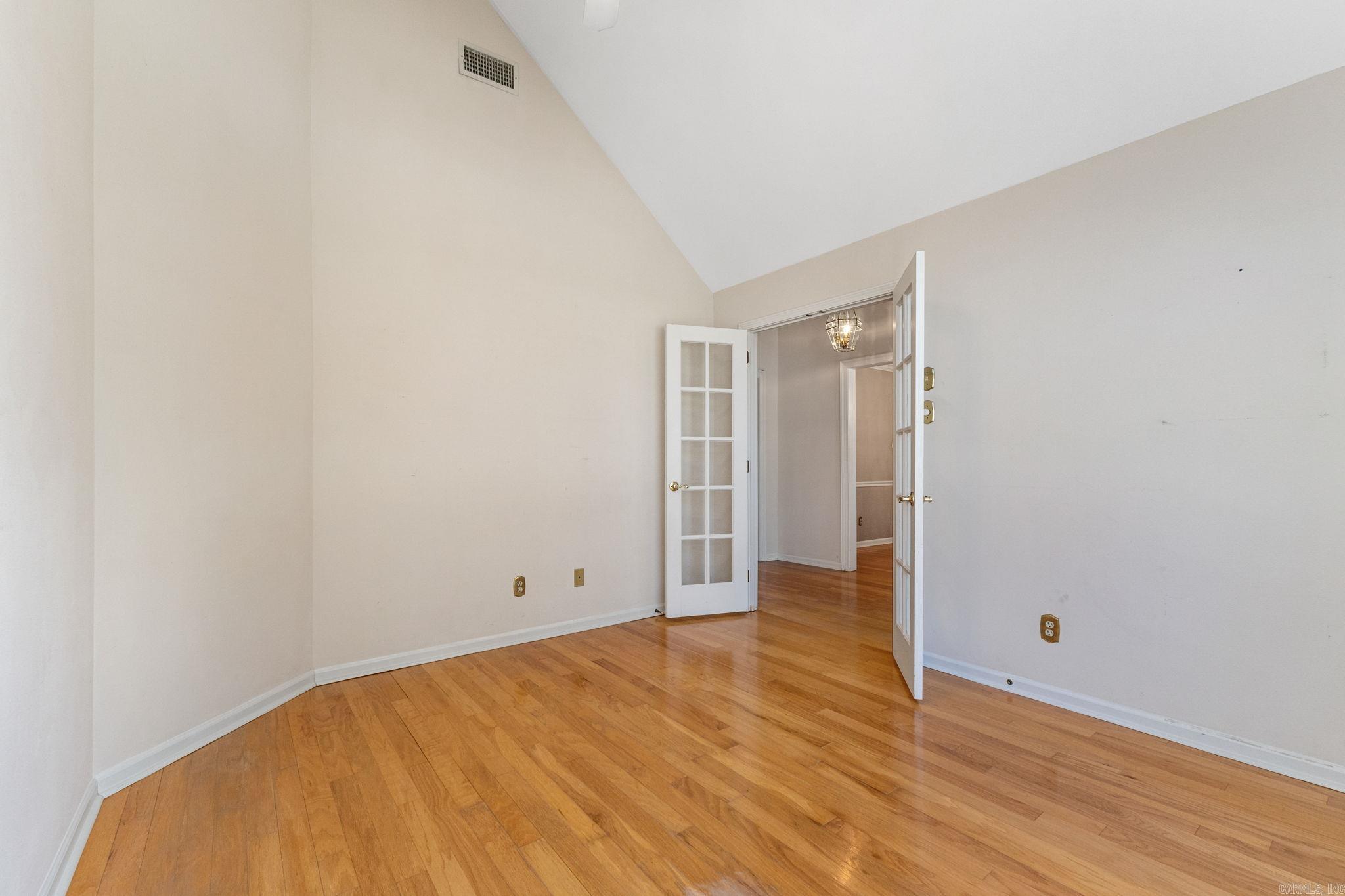 ST THOMAS ADDN - Residential